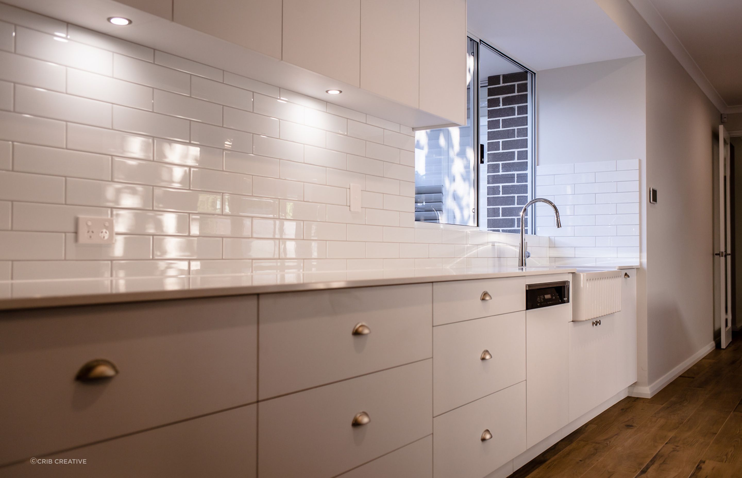 Howes Crescent, Dianella