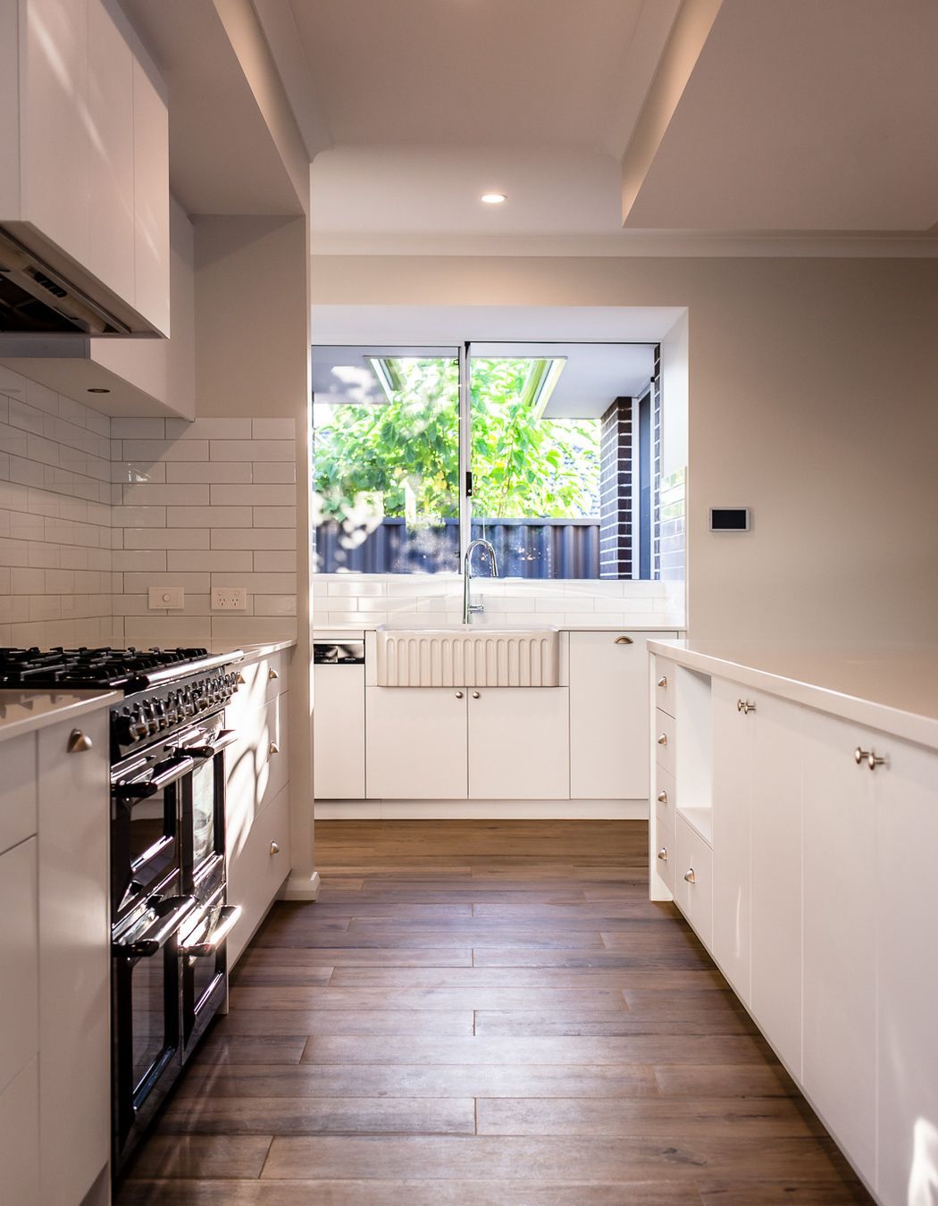 Howes Crescent, Dianella