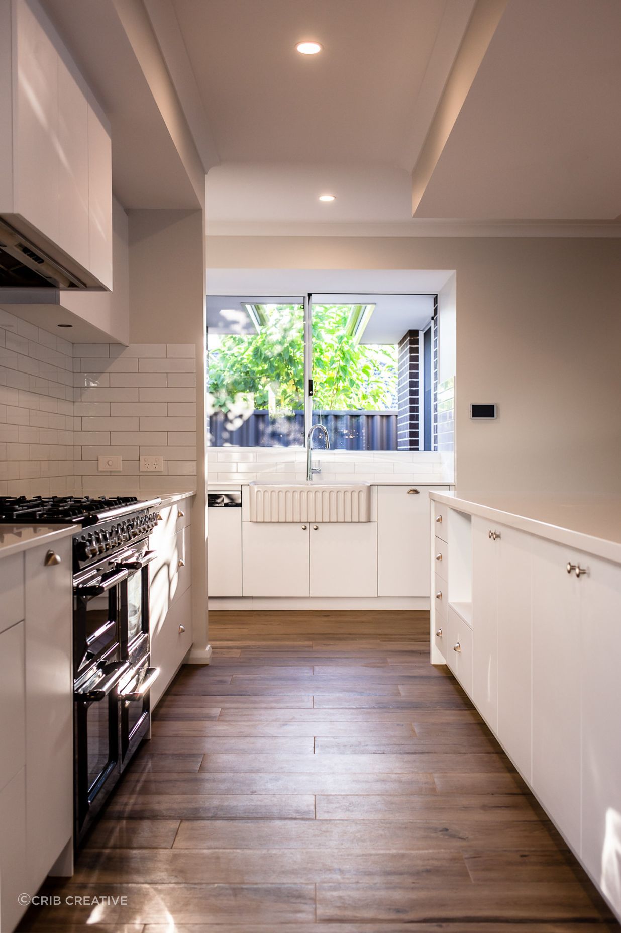 Howes Crescent, Dianella