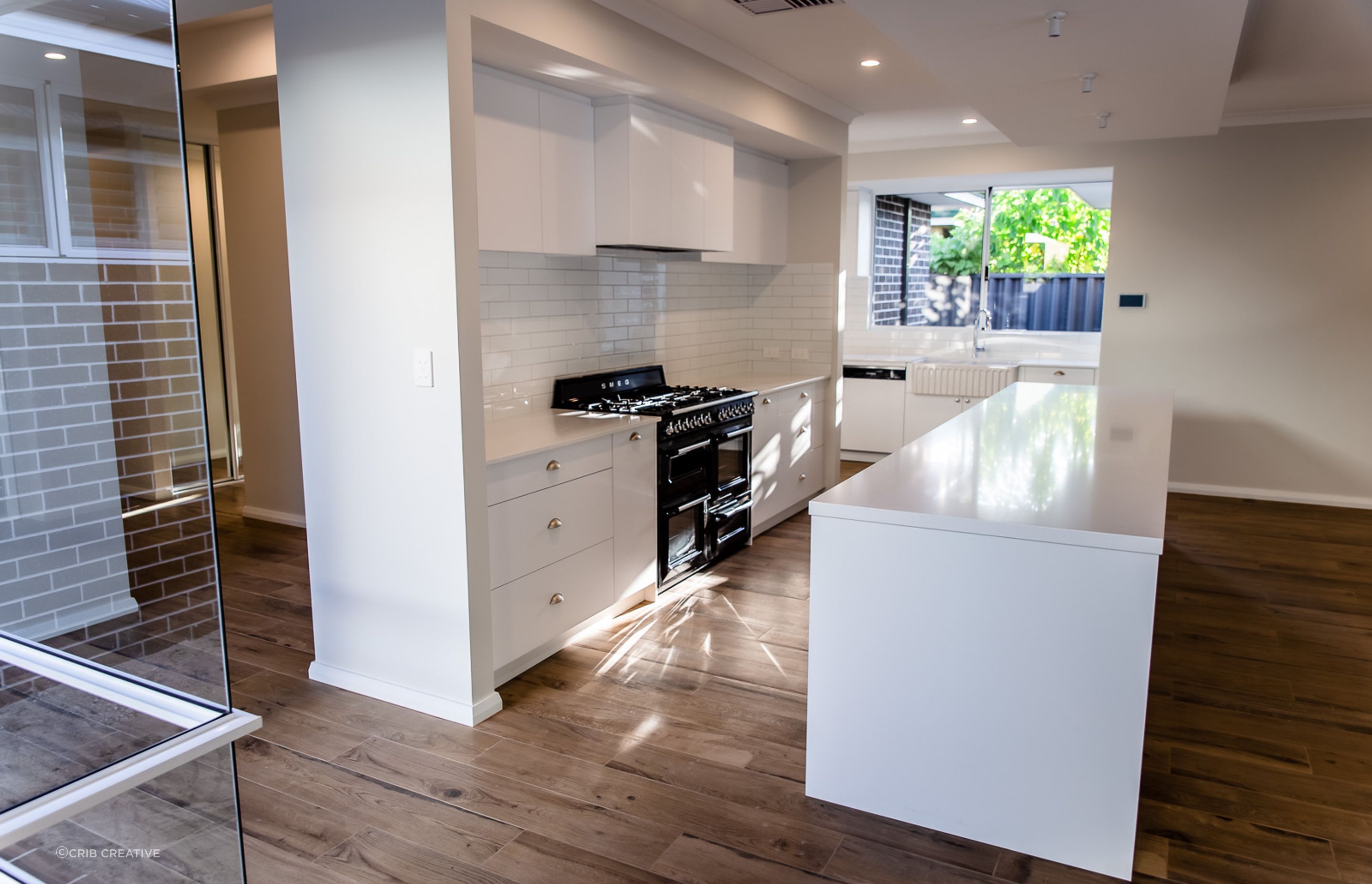 Howes Crescent, Dianella