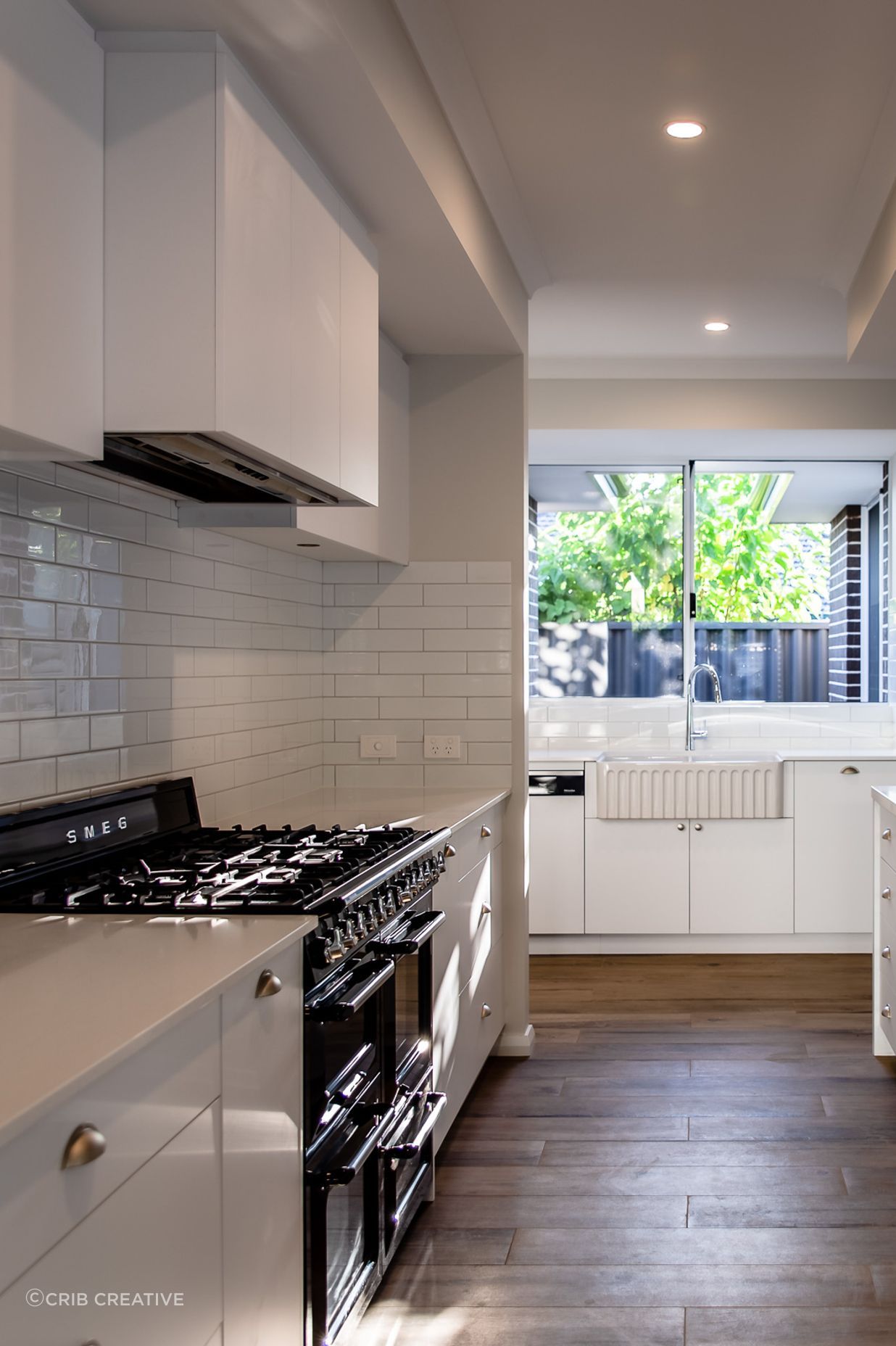 Howes Crescent, Dianella