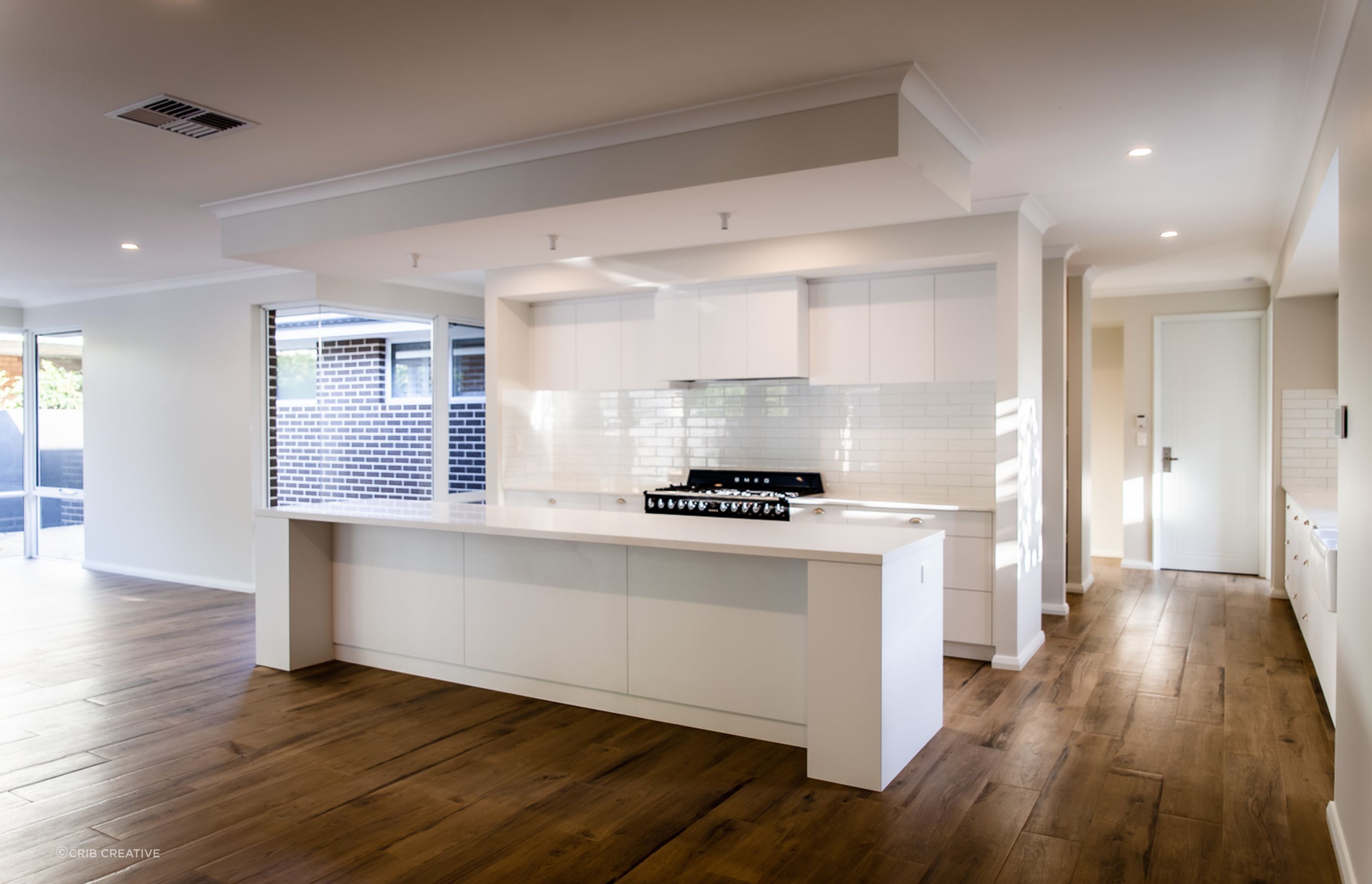 Howes Crescent, Dianella