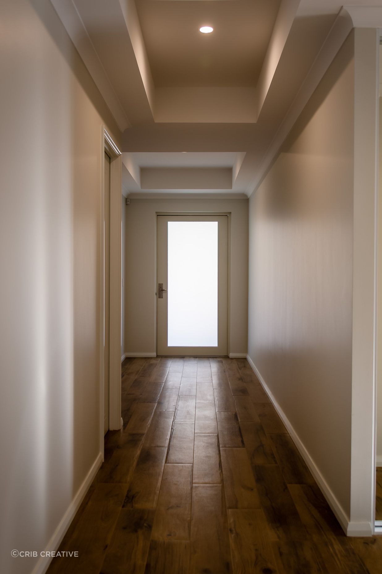 Howes Crescent, Dianella