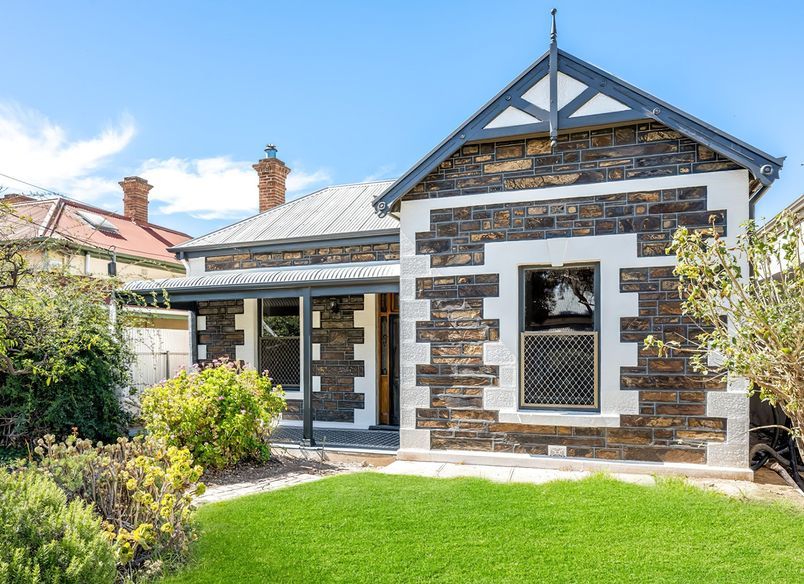 Contemporary Addition in Parkside