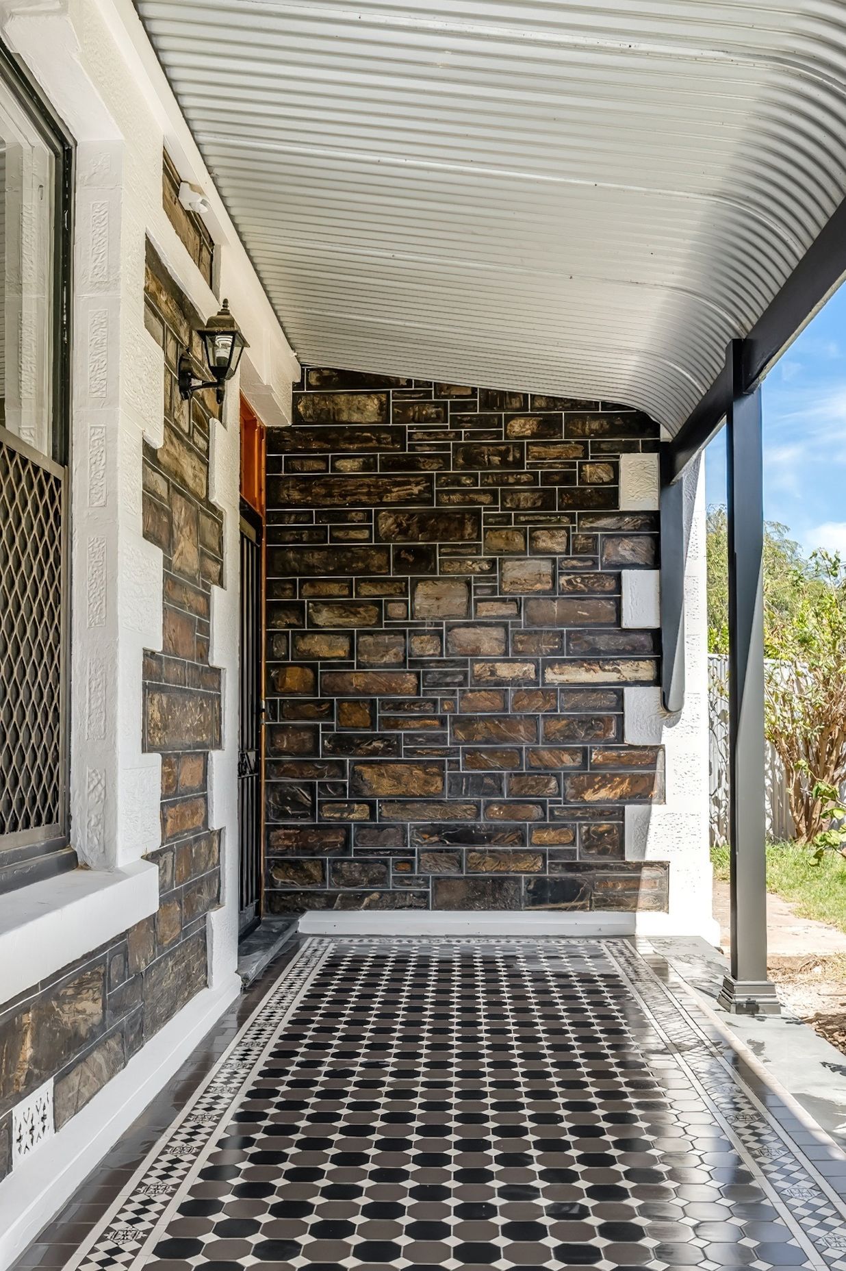 Contemporary Addition in Parkside