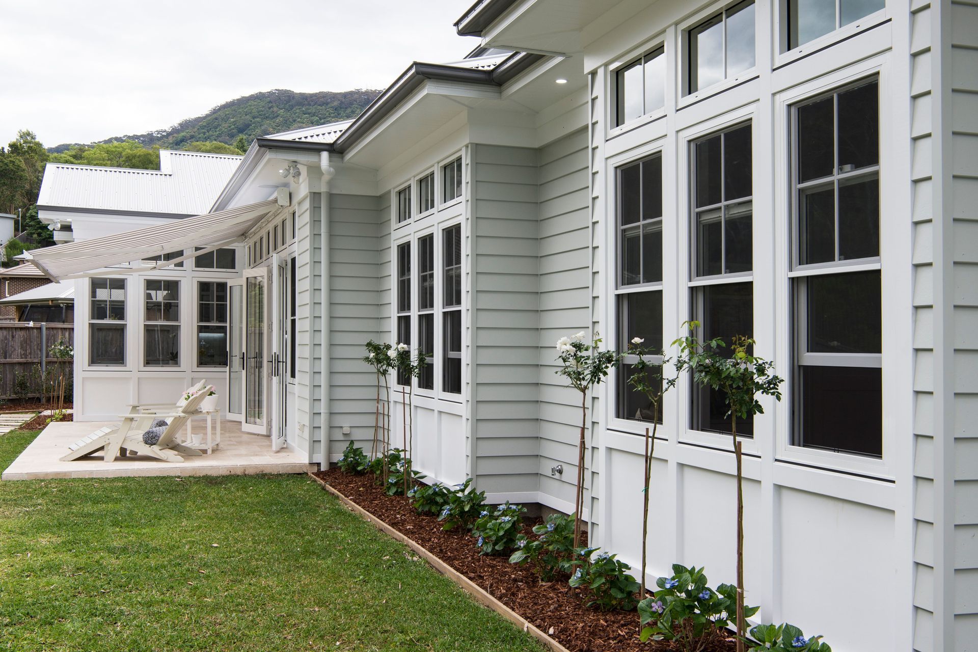 Hamptons Dream - Mt Kembla