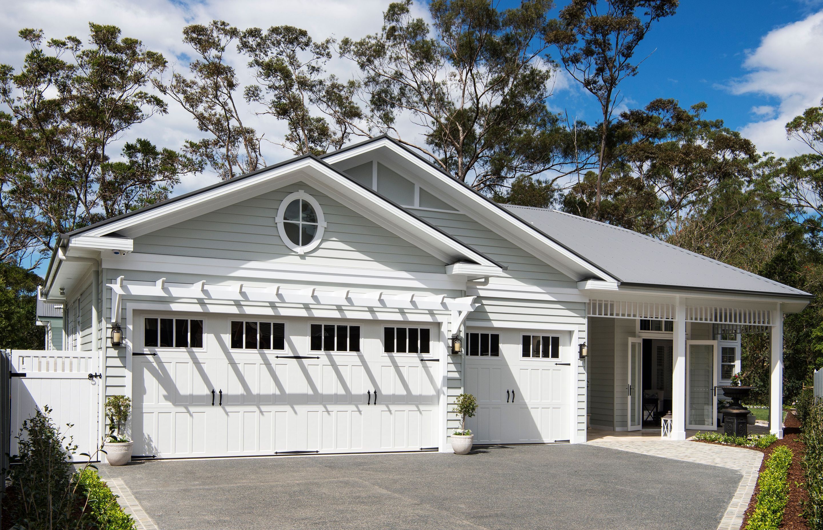 Hamptons Dream - Mt Kembla