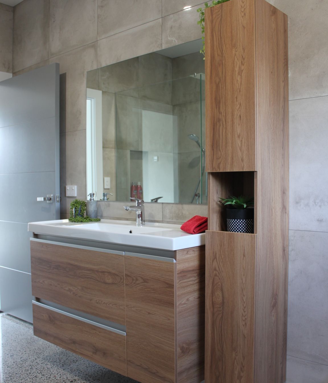 Central Palmerston North Home