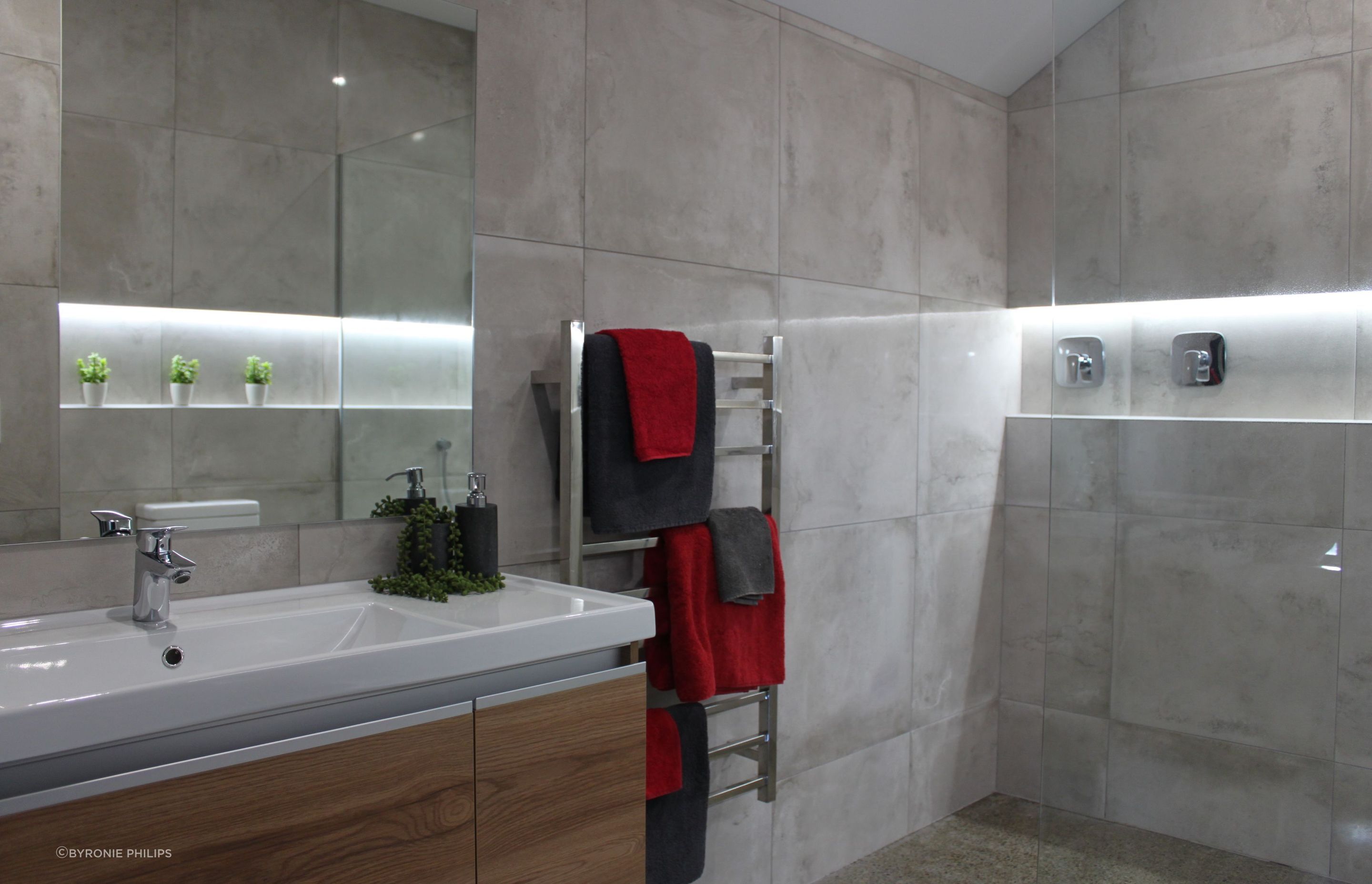 Central Palmerston North Home