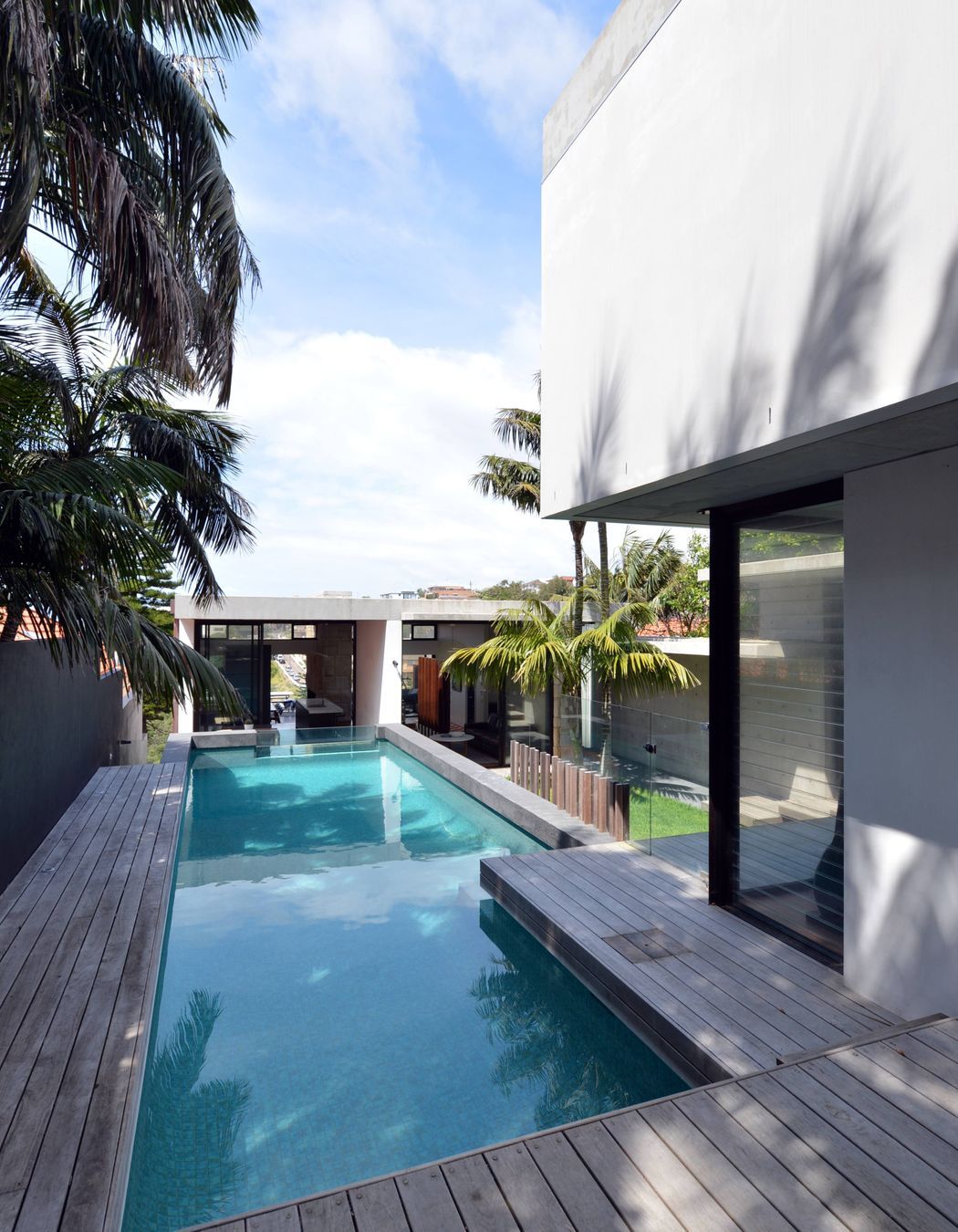 Wonderland Ave, Tamarama