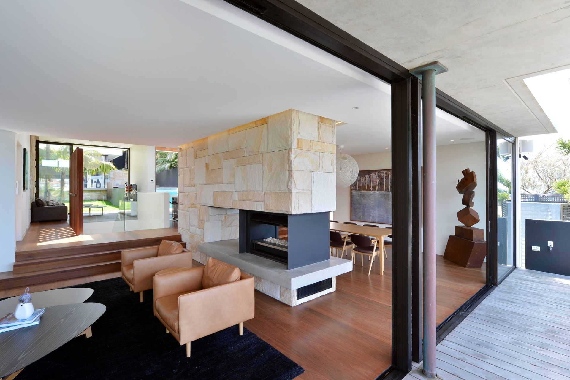 Wonderland Ave, Tamarama