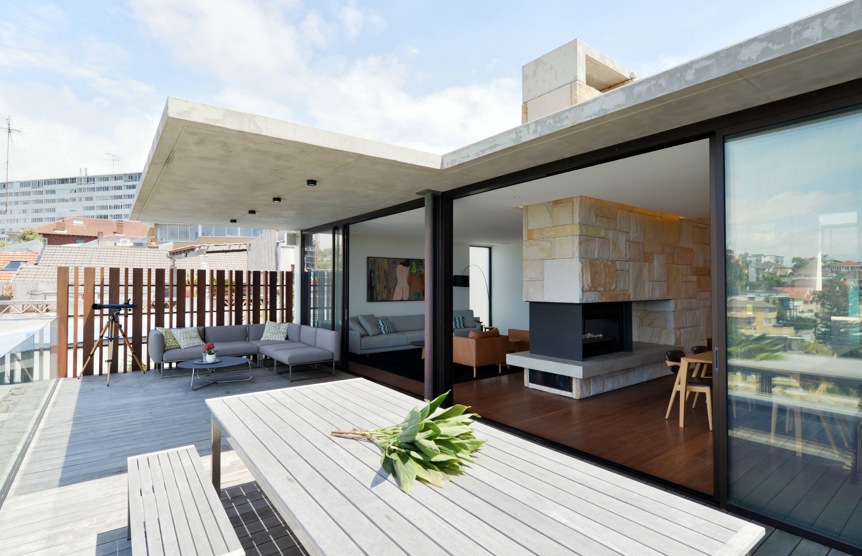 Wonderland Ave, Tamarama