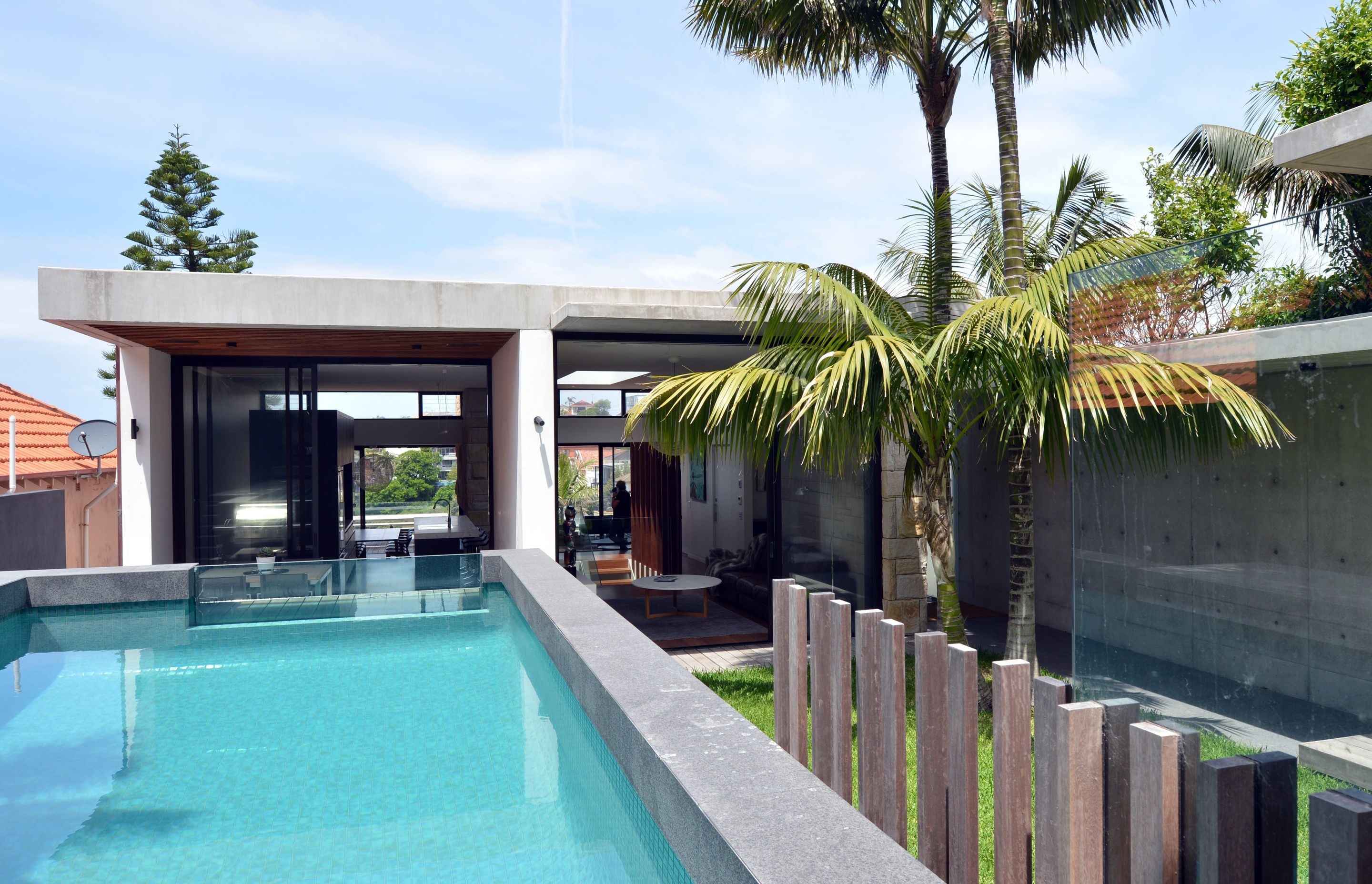 Wonderland Ave, Tamarama