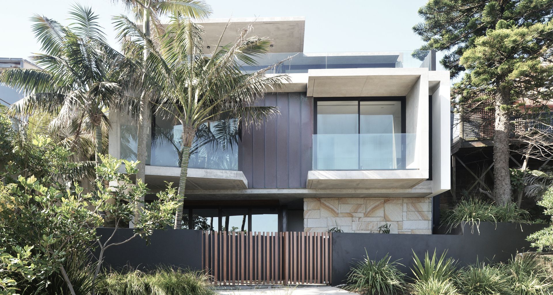 Tamarama banner