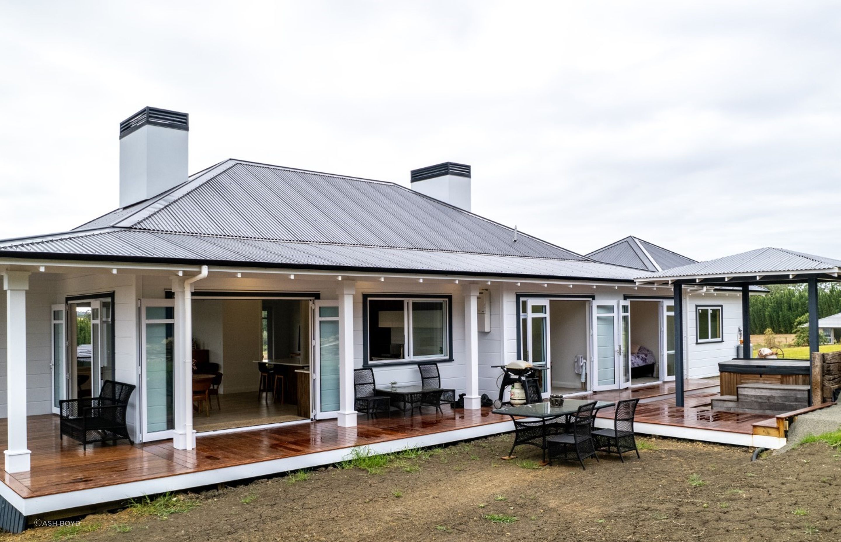 Perfect-spot-for-a-hot-tub-and-entertainment-area-heritage-arcline-architecture-v3.jpg