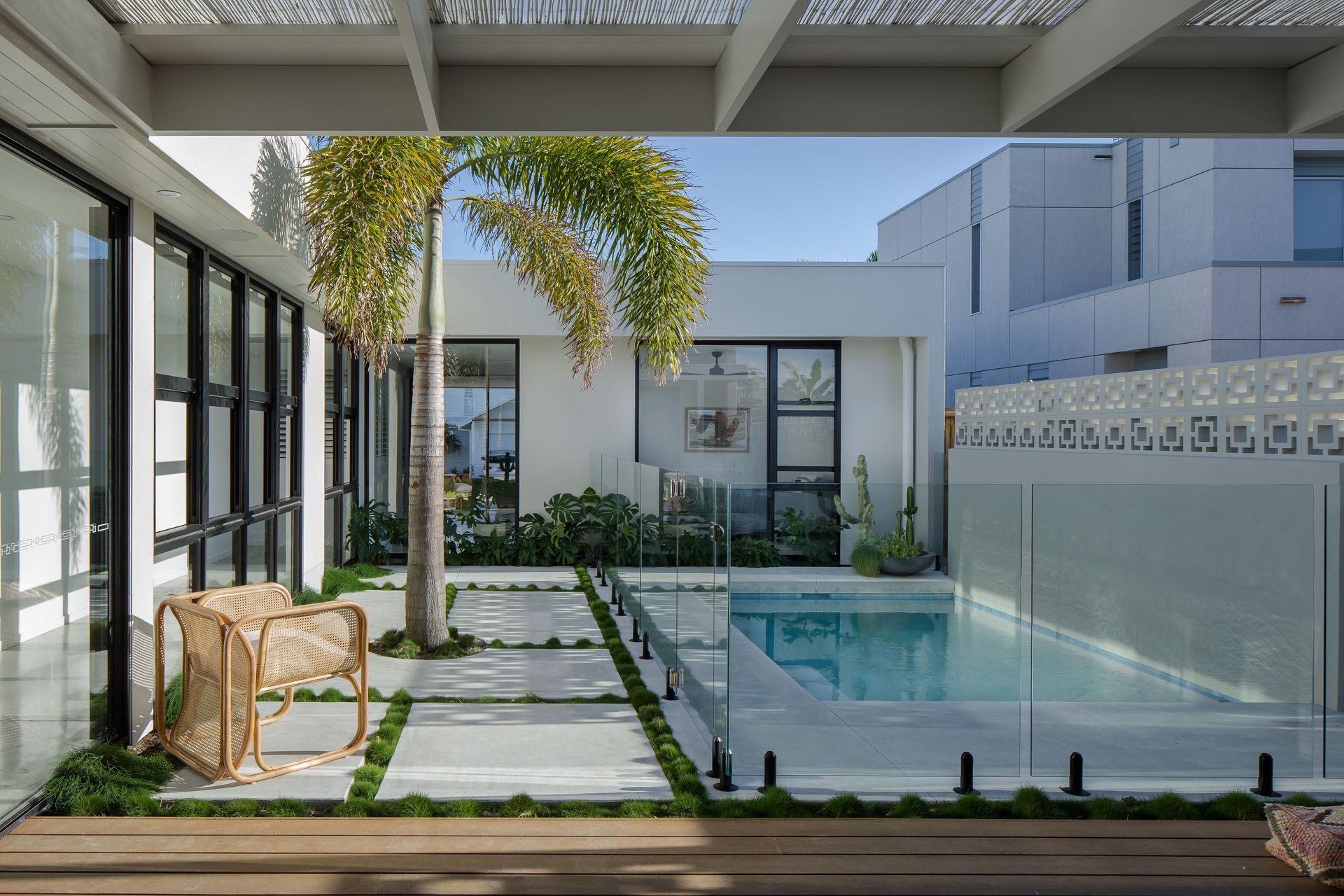 Suncatcher House