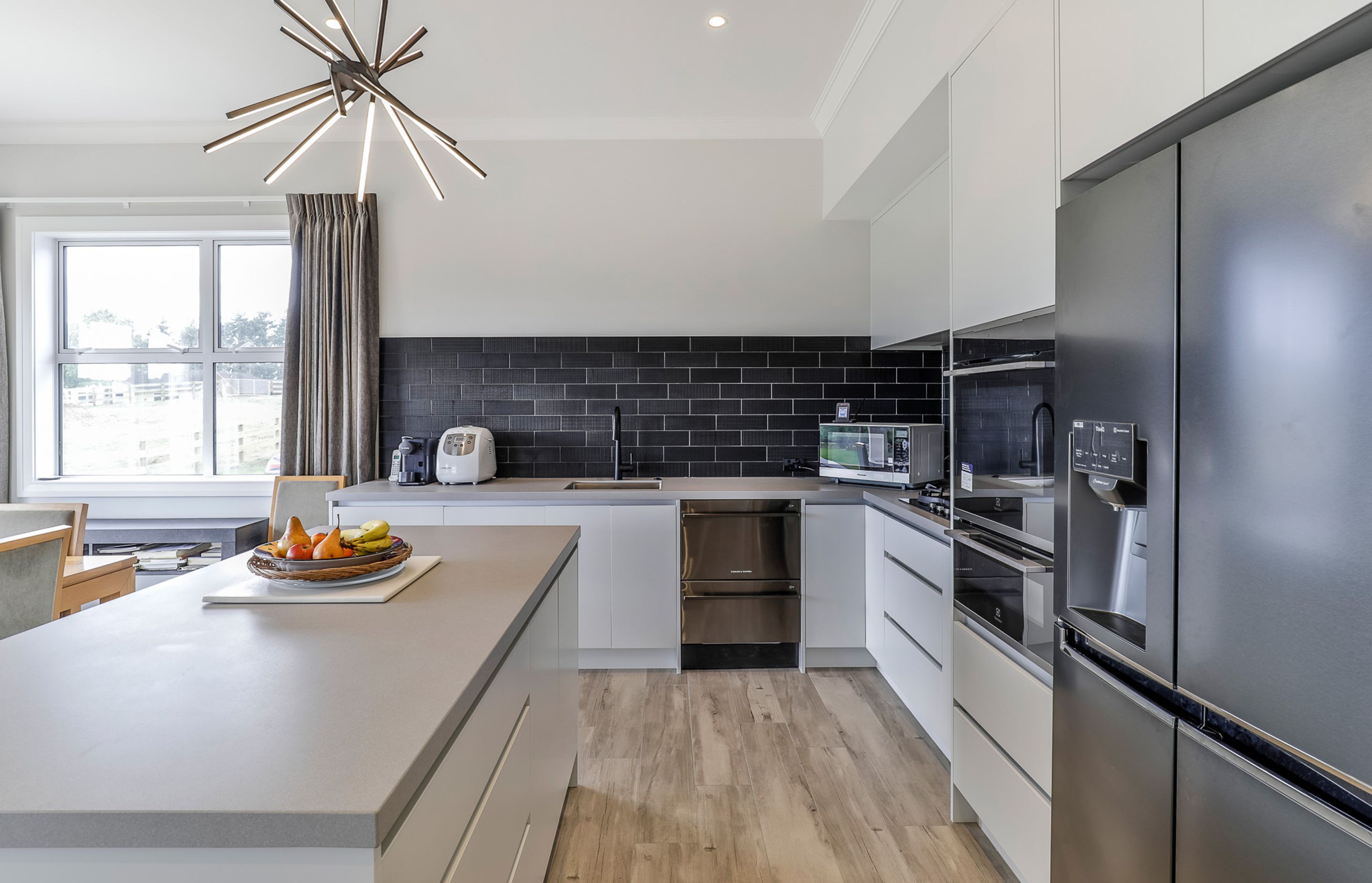 Amber Grey 200x1200mm porcelain and Brick Text Nero 100x300mm walls