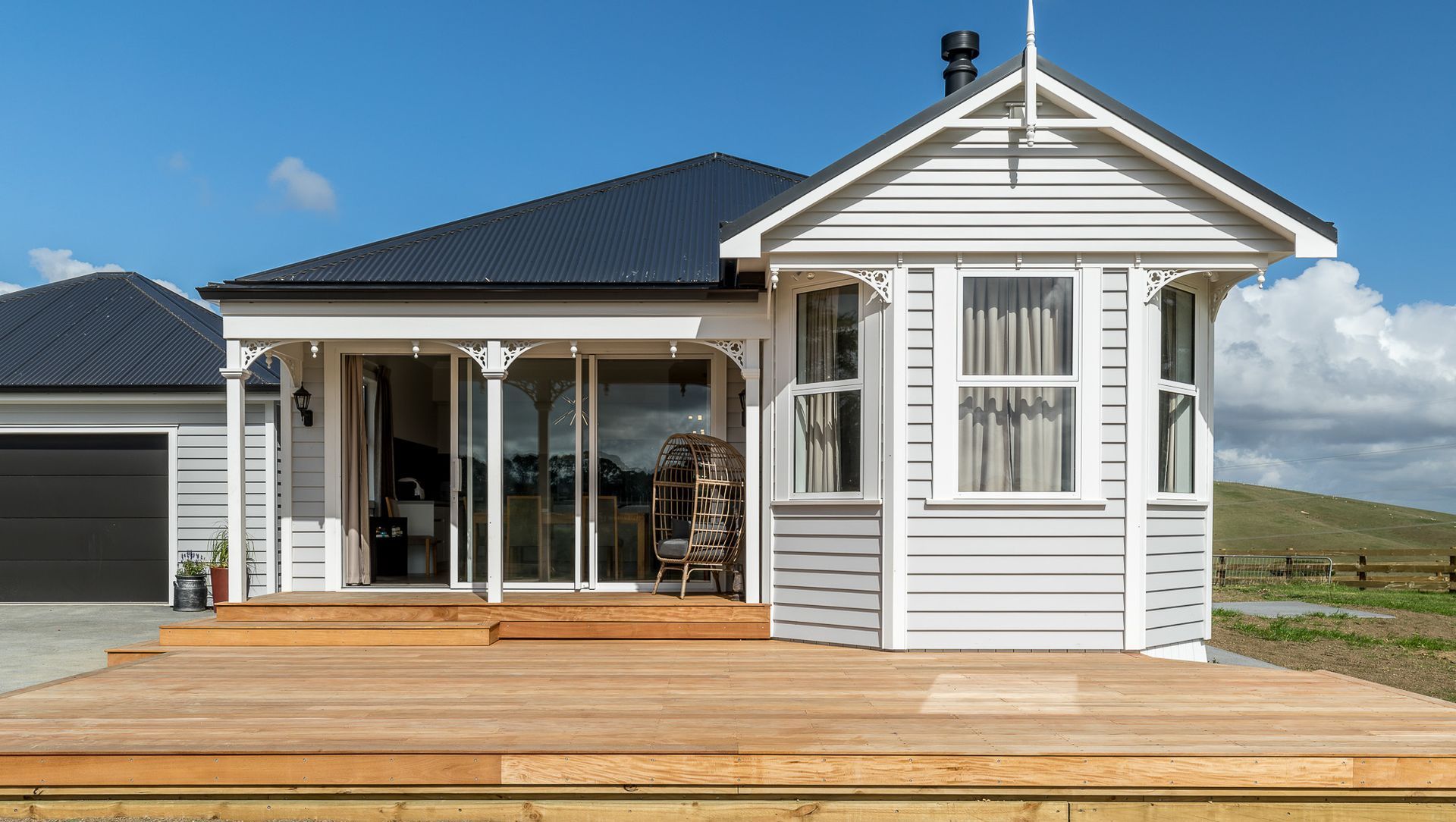 A New Villa in Brookby banner