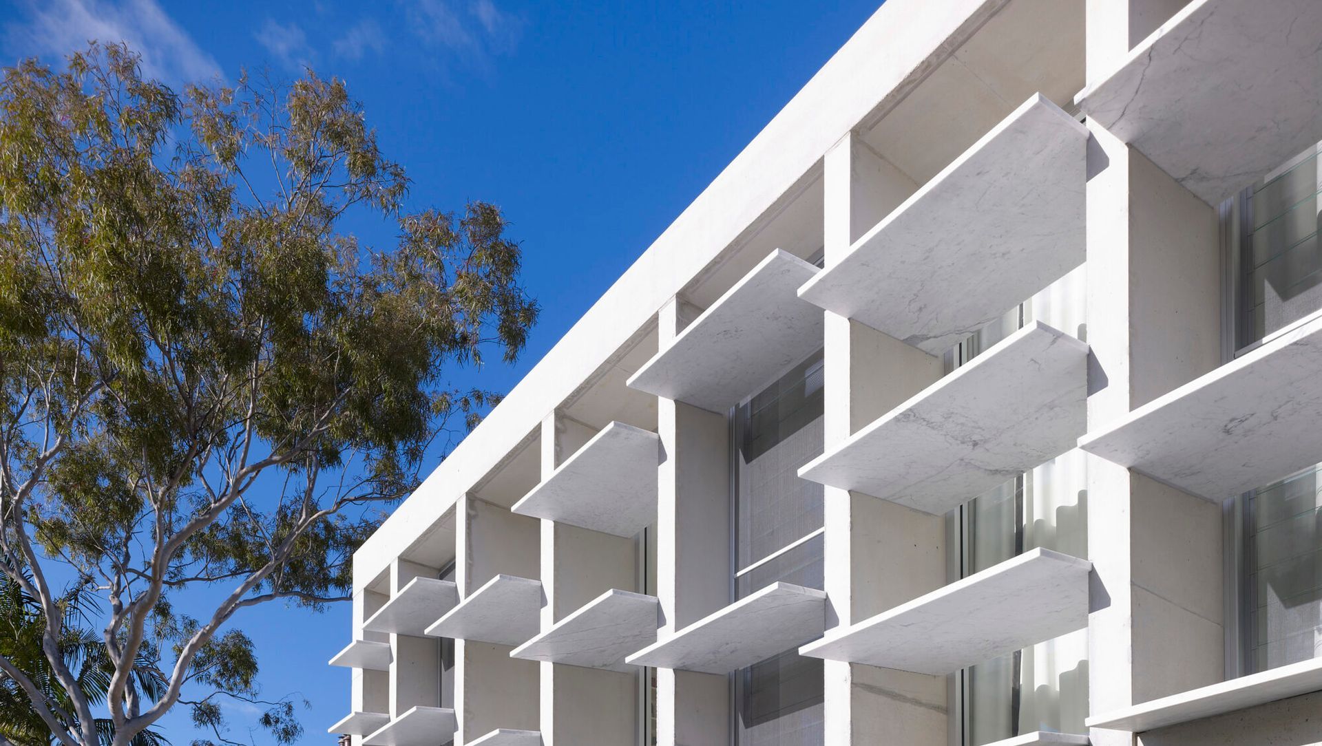 Brise Soleil banner