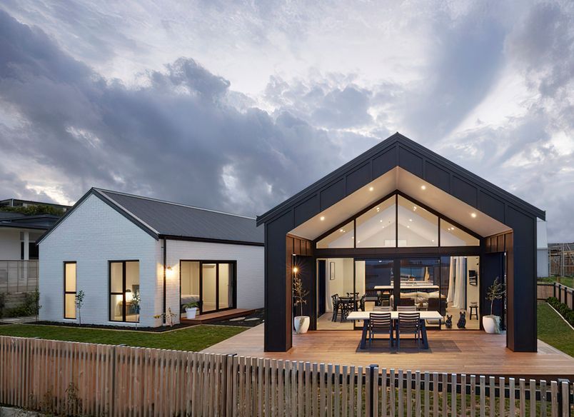 The 15° House