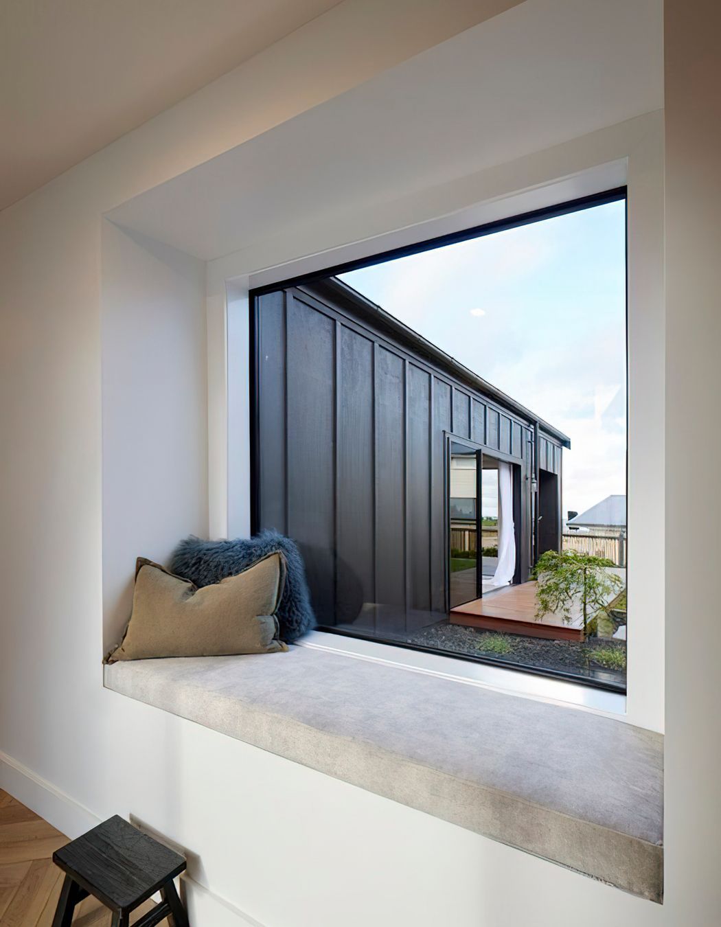The 15° House