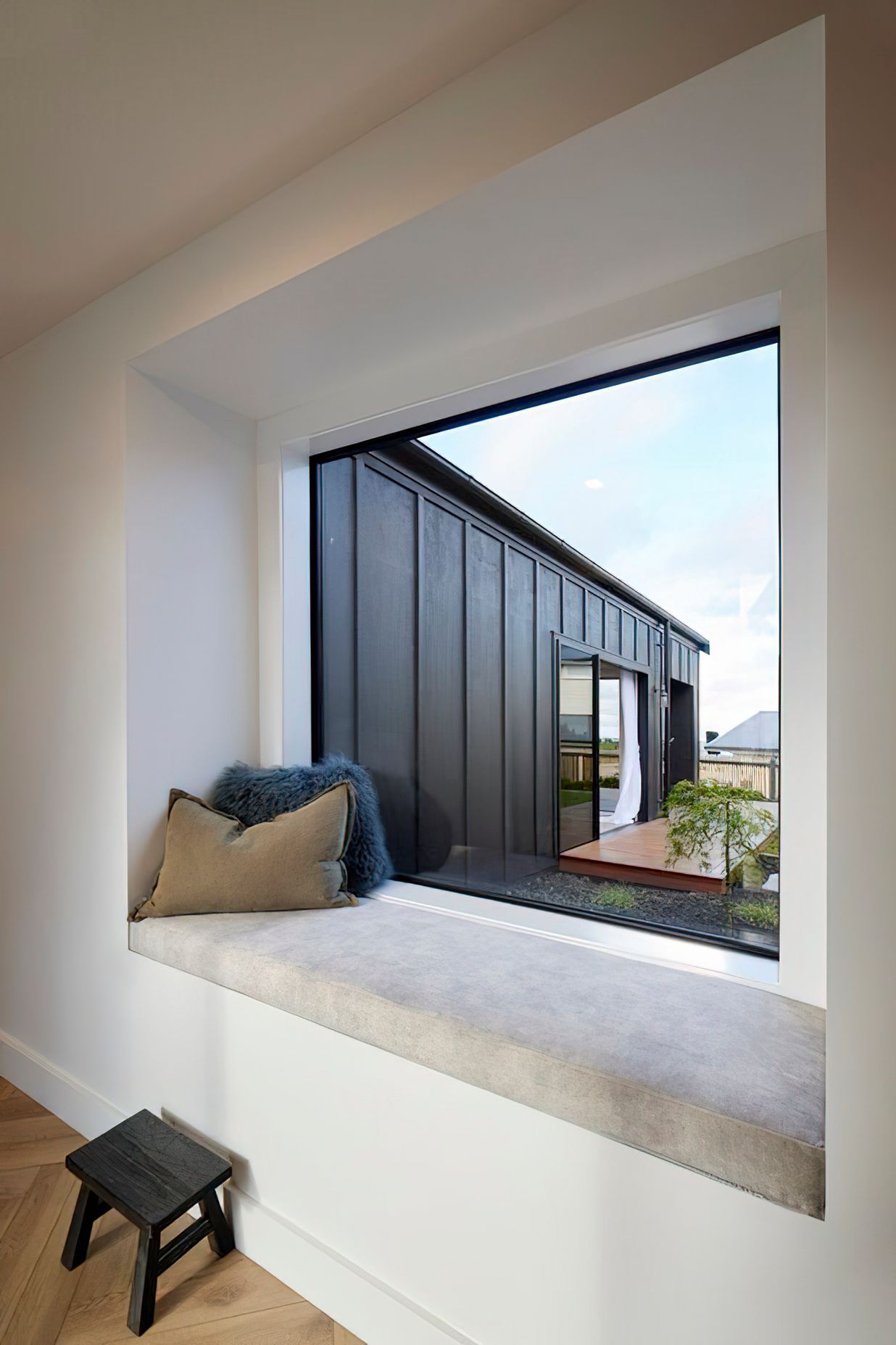 The 15° House