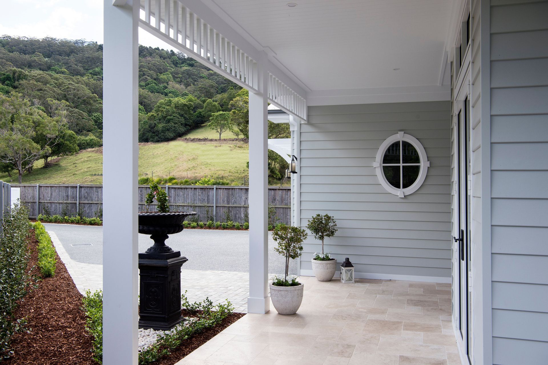 Hamptons Dream - Mt Kembla