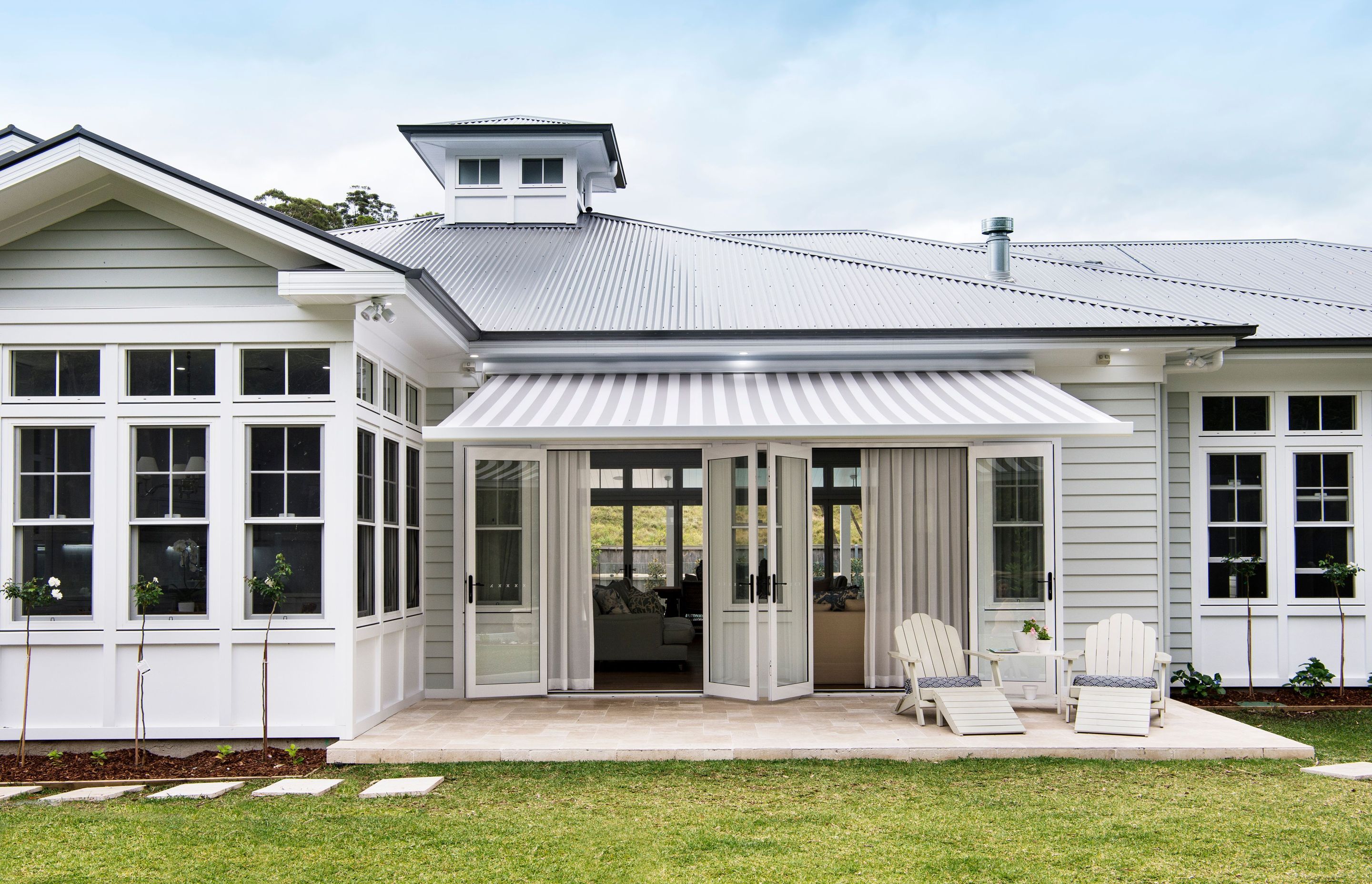Hamptons Dream - Mt Kembla