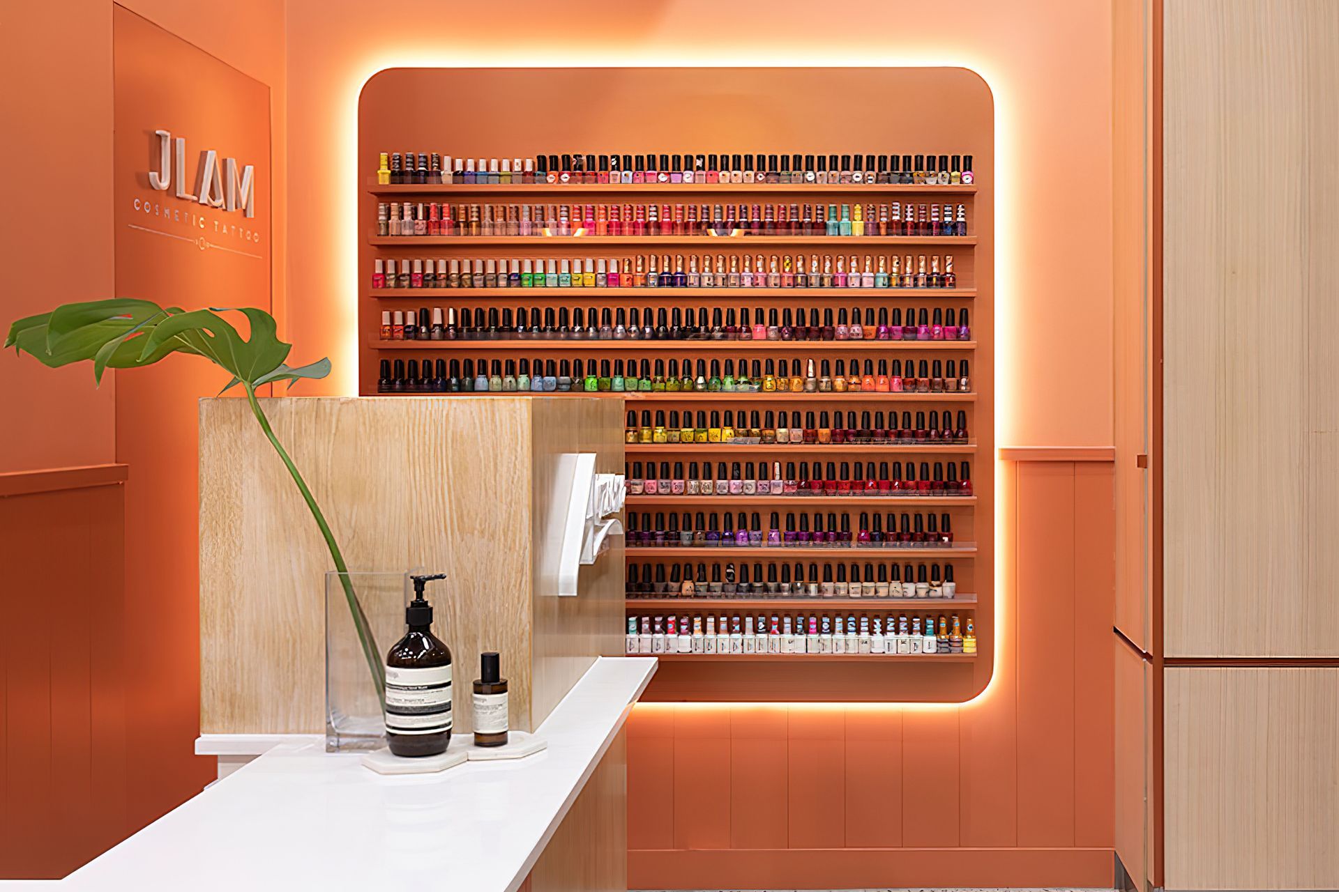 AWESOME NAILS &amp; SPA MELBOURNE