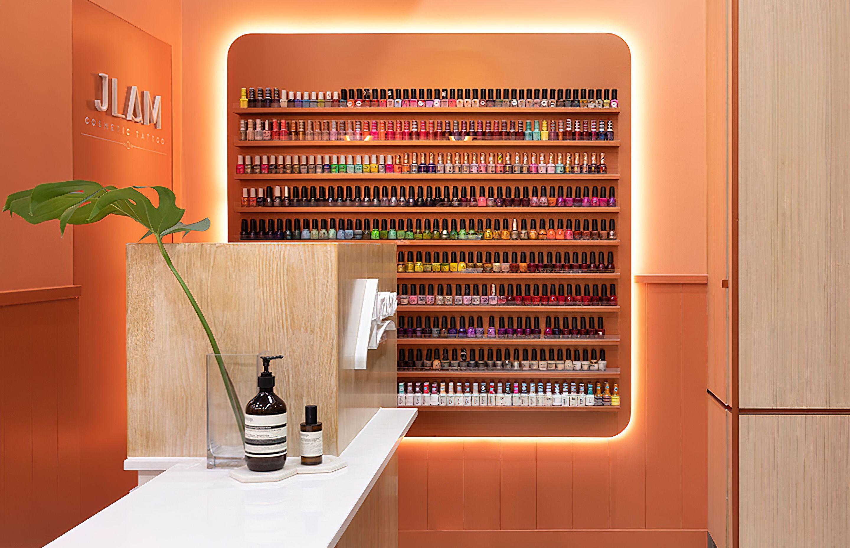 AWESOME NAILS &amp; SPA MELBOURNE