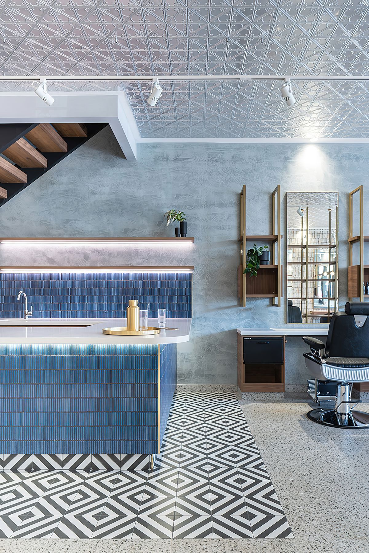 CHISELED HAIR | BENTLEIGH