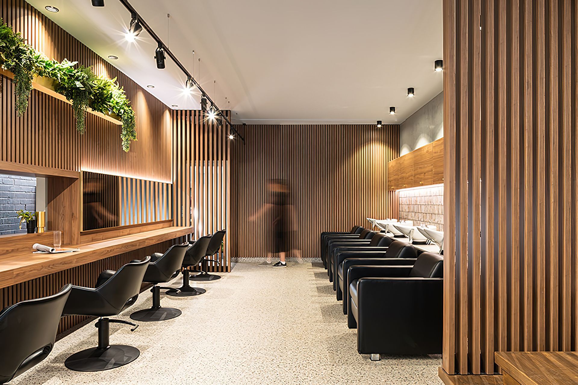 CHISELED HAIR | BENTLEIGH