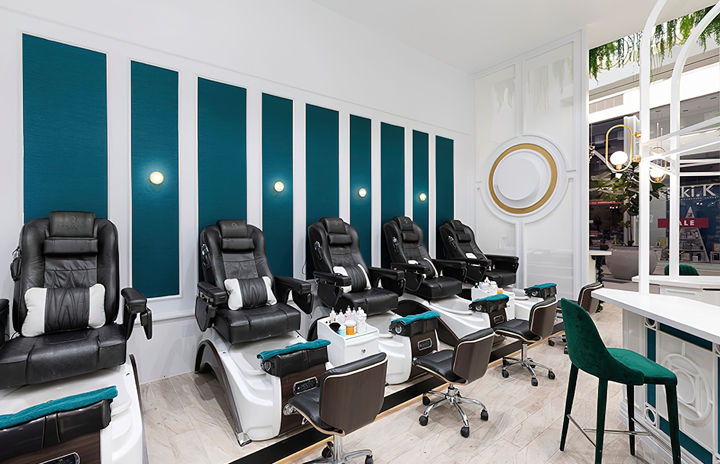 JENSON NAIL & BEAUTY
