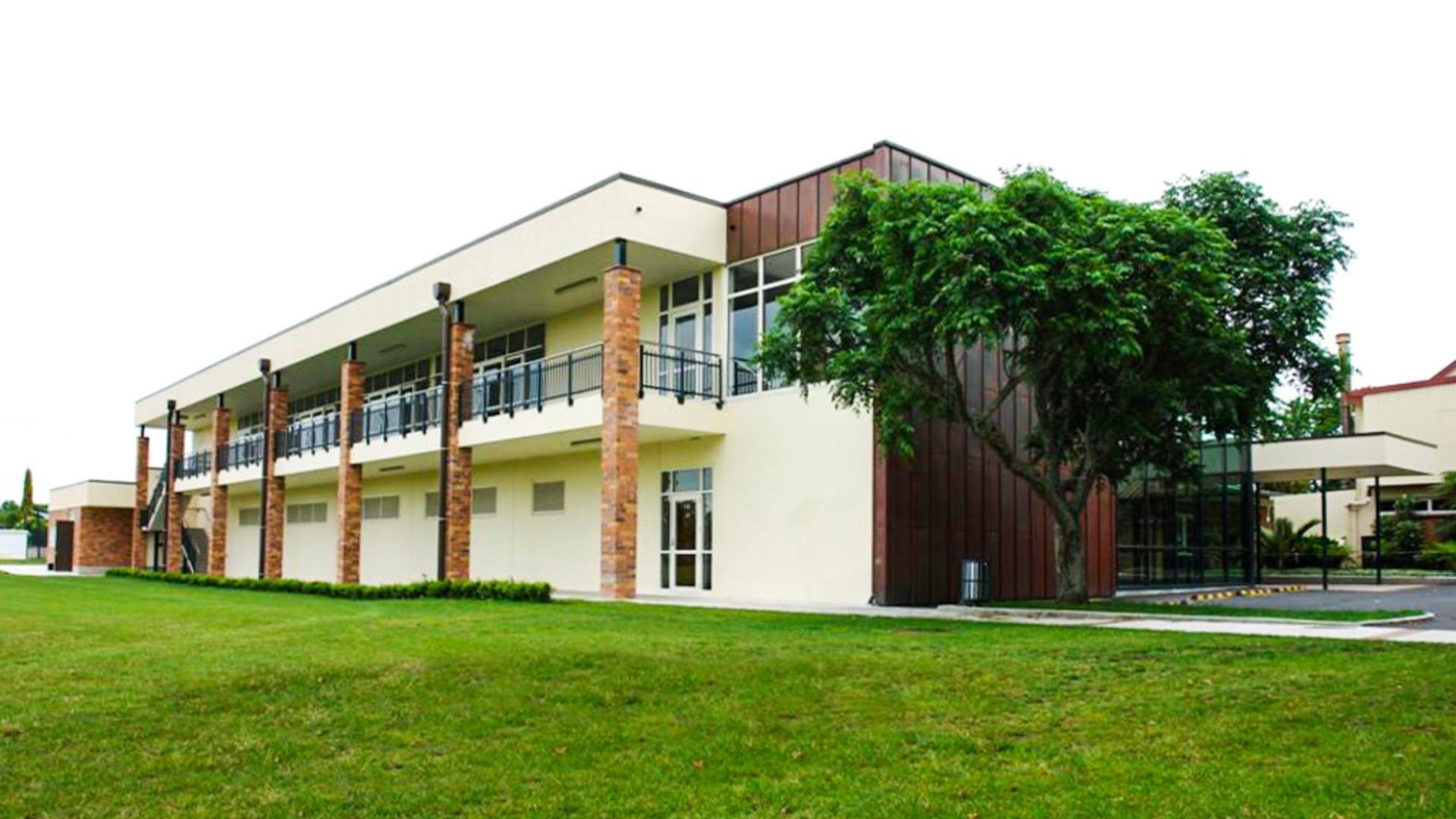 St Paul’s Collegiate School Gymnasium banner
