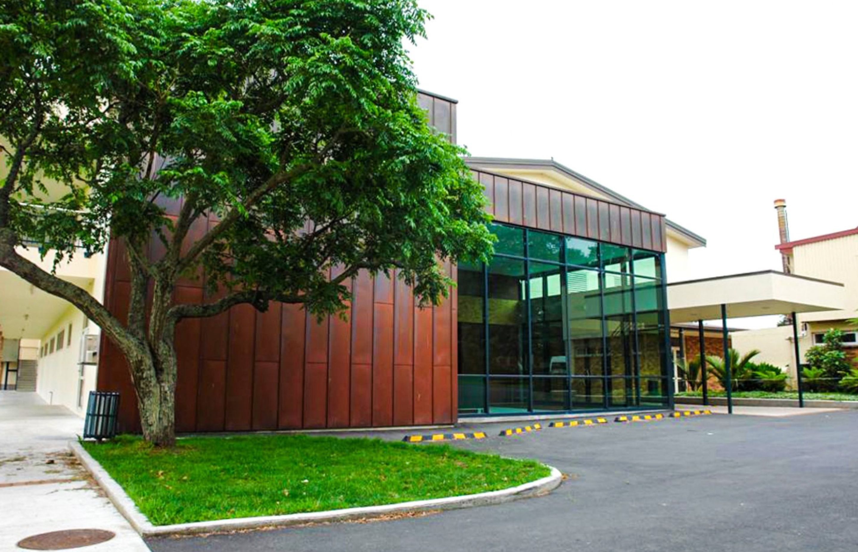 St Paul’s Collegiate School Gymnasium