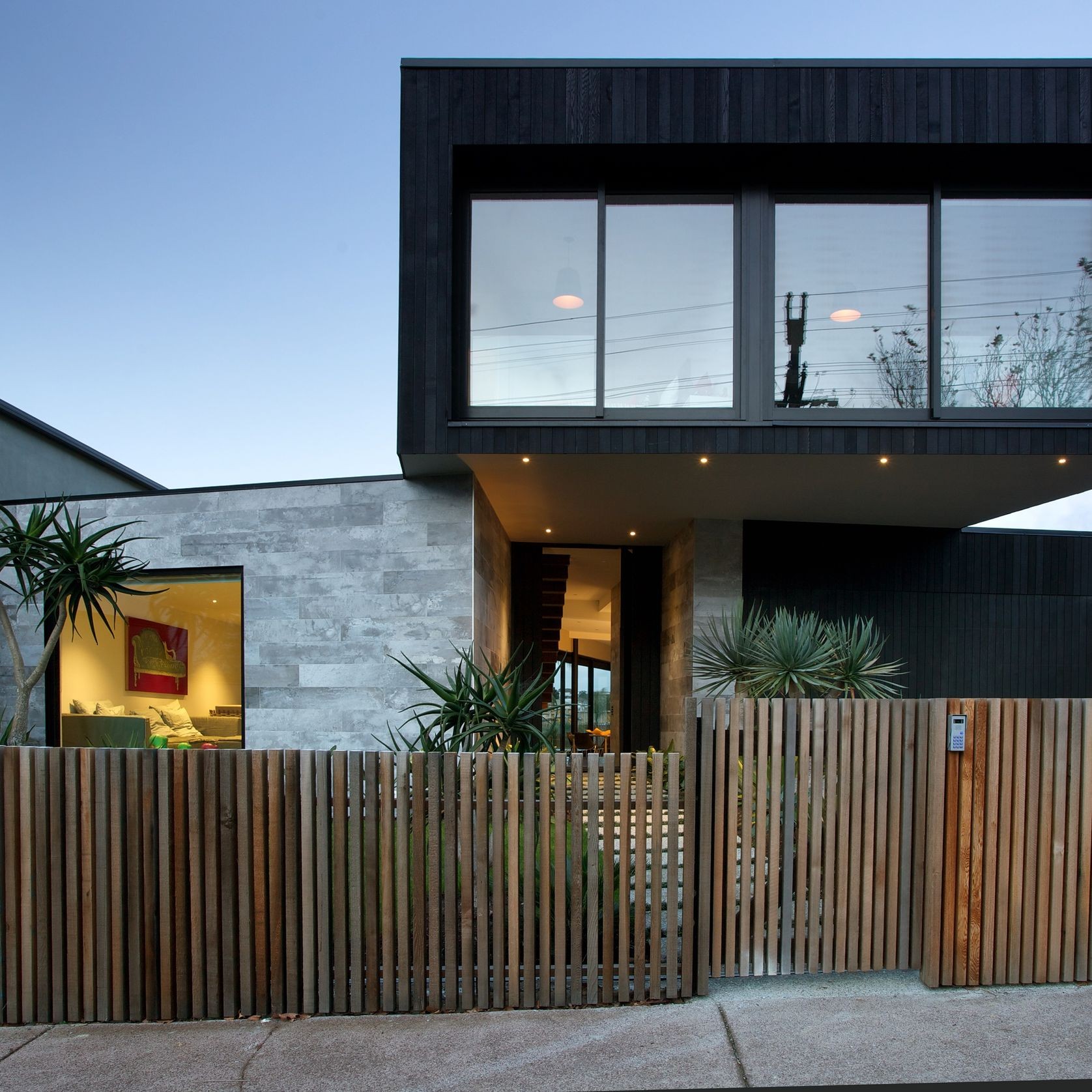 Vertical Shiplap Cedar Weatherboards gallery detail image