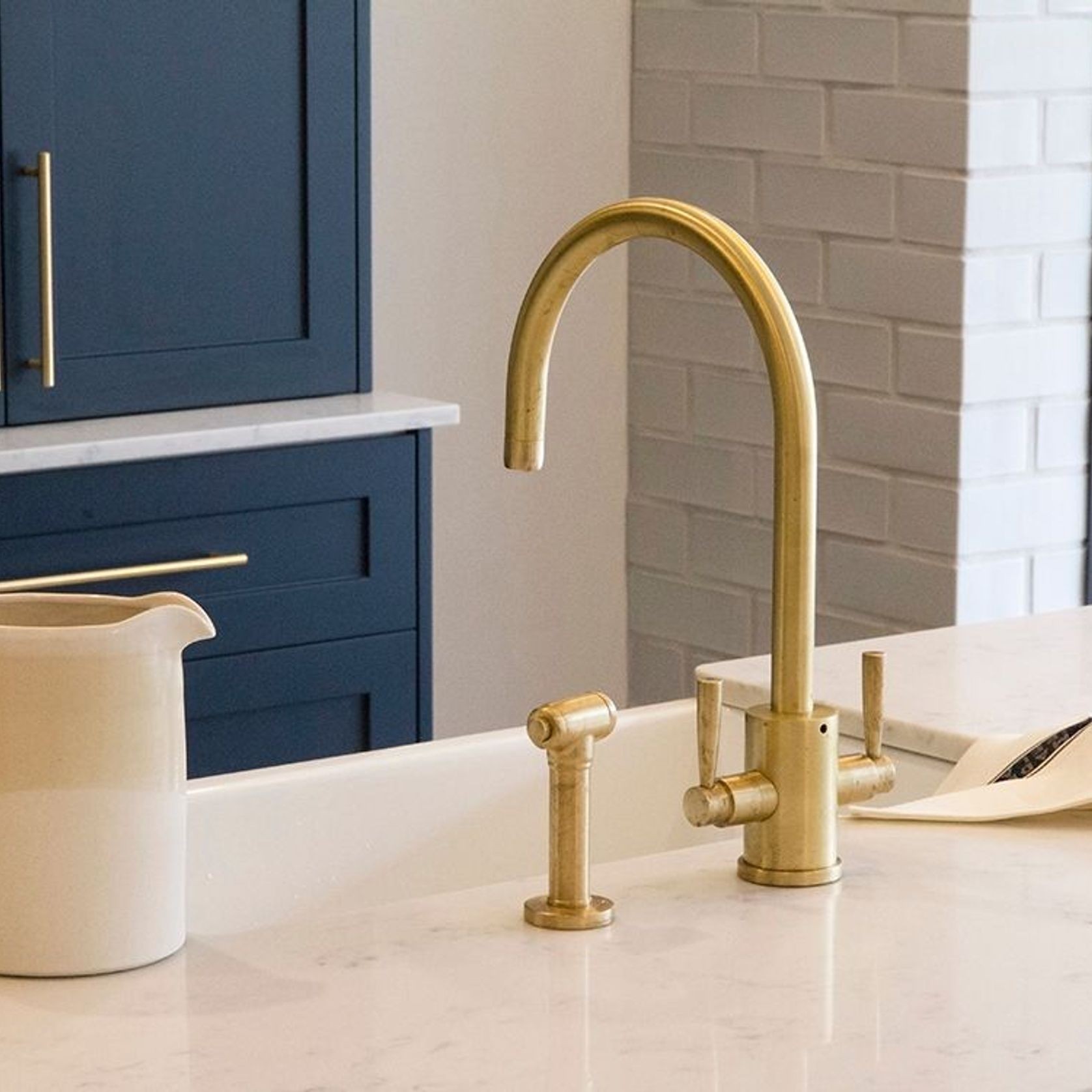 Perrin & Rowe Orbiq Kitchen Tap With Spray Rinse gallery detail image