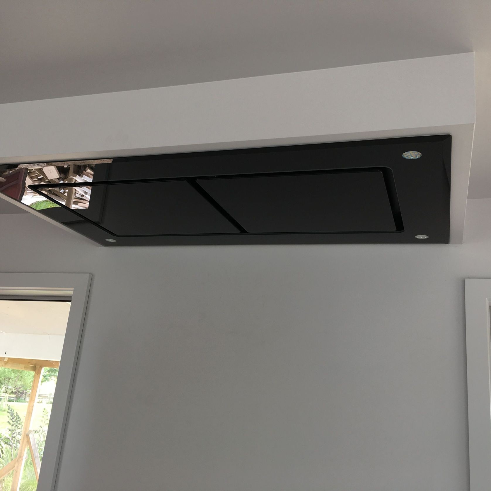 IK20 Ceiling Rangehood gallery detail image