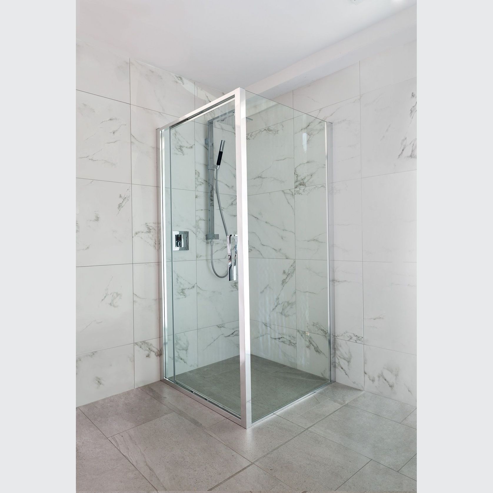 Torsion Square Corner Inswing Shower gallery detail image