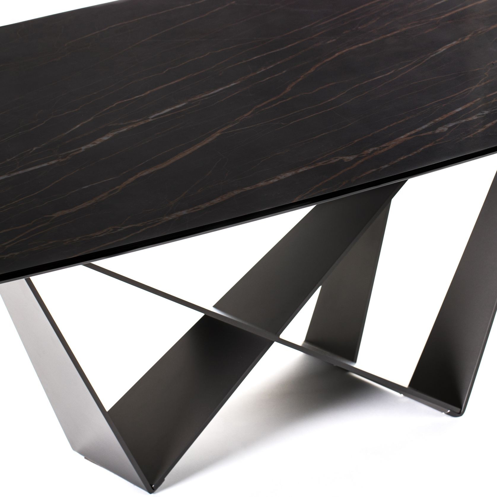 Lara Dining Table by Ciacci gallery detail image