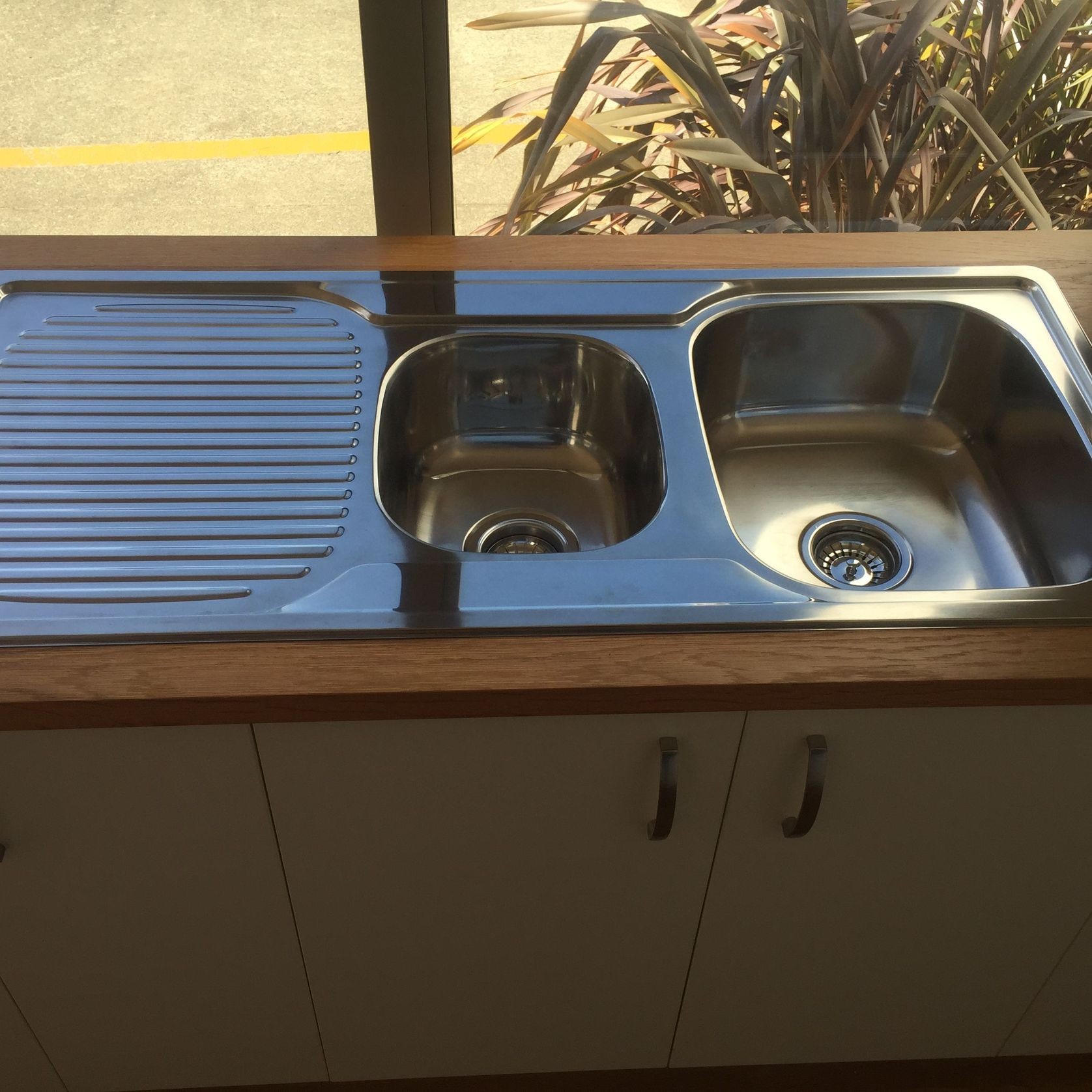 Emerald Sink IK4361 gallery detail image