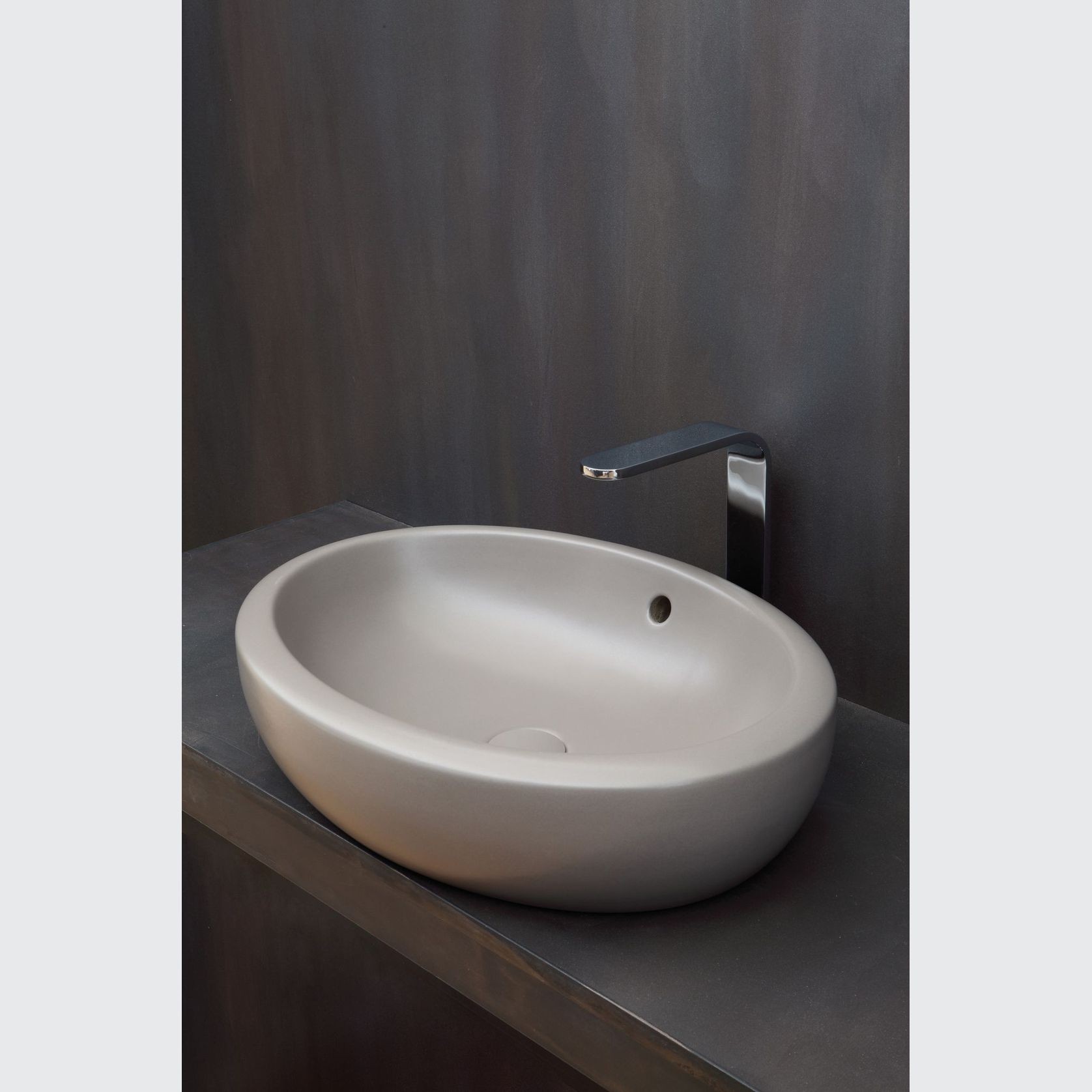 Fluid Washbasin 60 by cielo gallery detail image