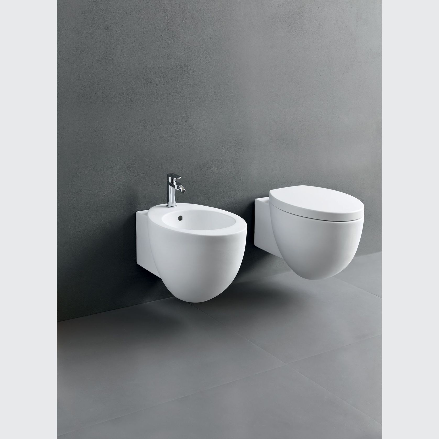 Le Giare Wall Hung Toilet and Bidet by cielo gallery detail image