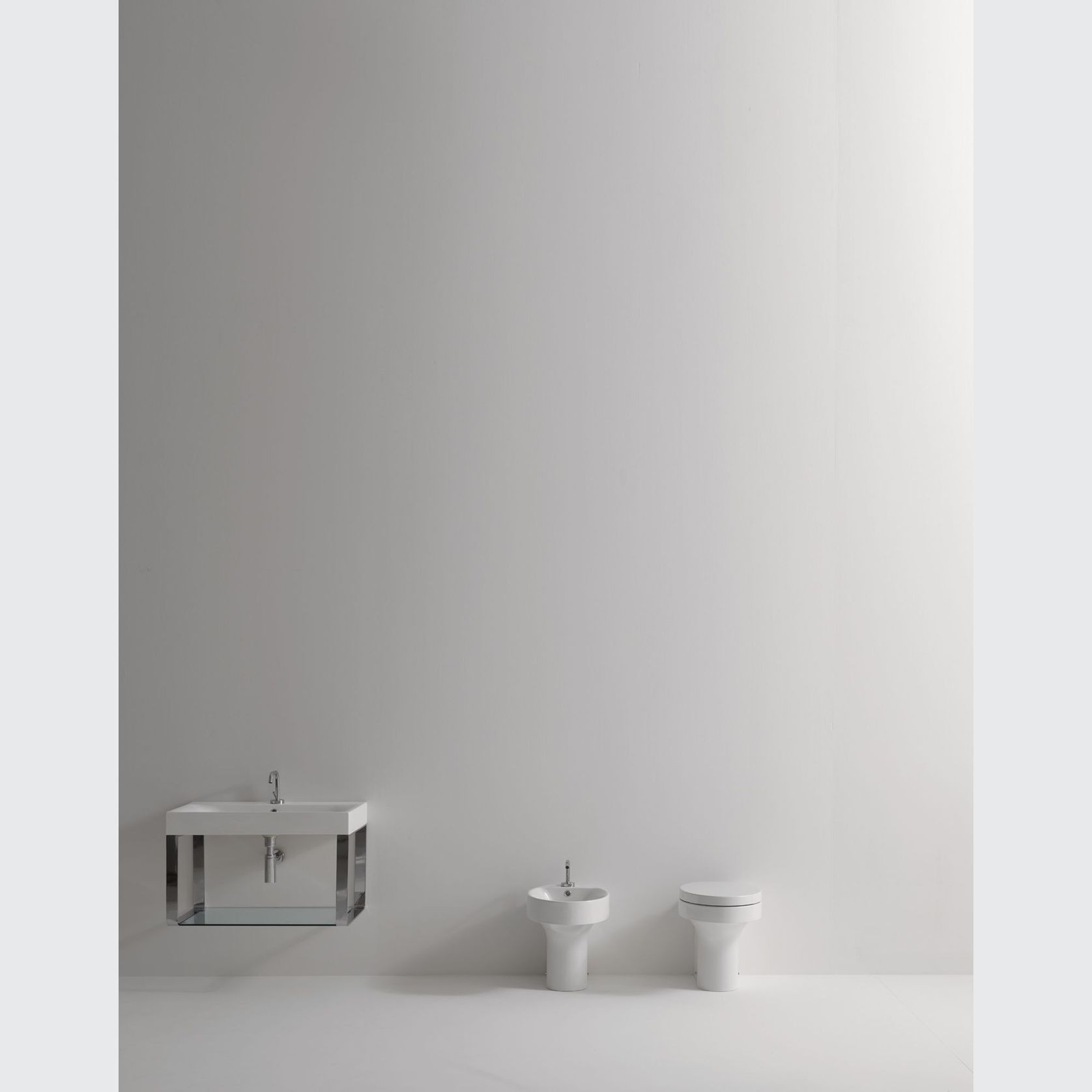 Cento Oval Toilet and Bidet by Kerasan gallery detail image