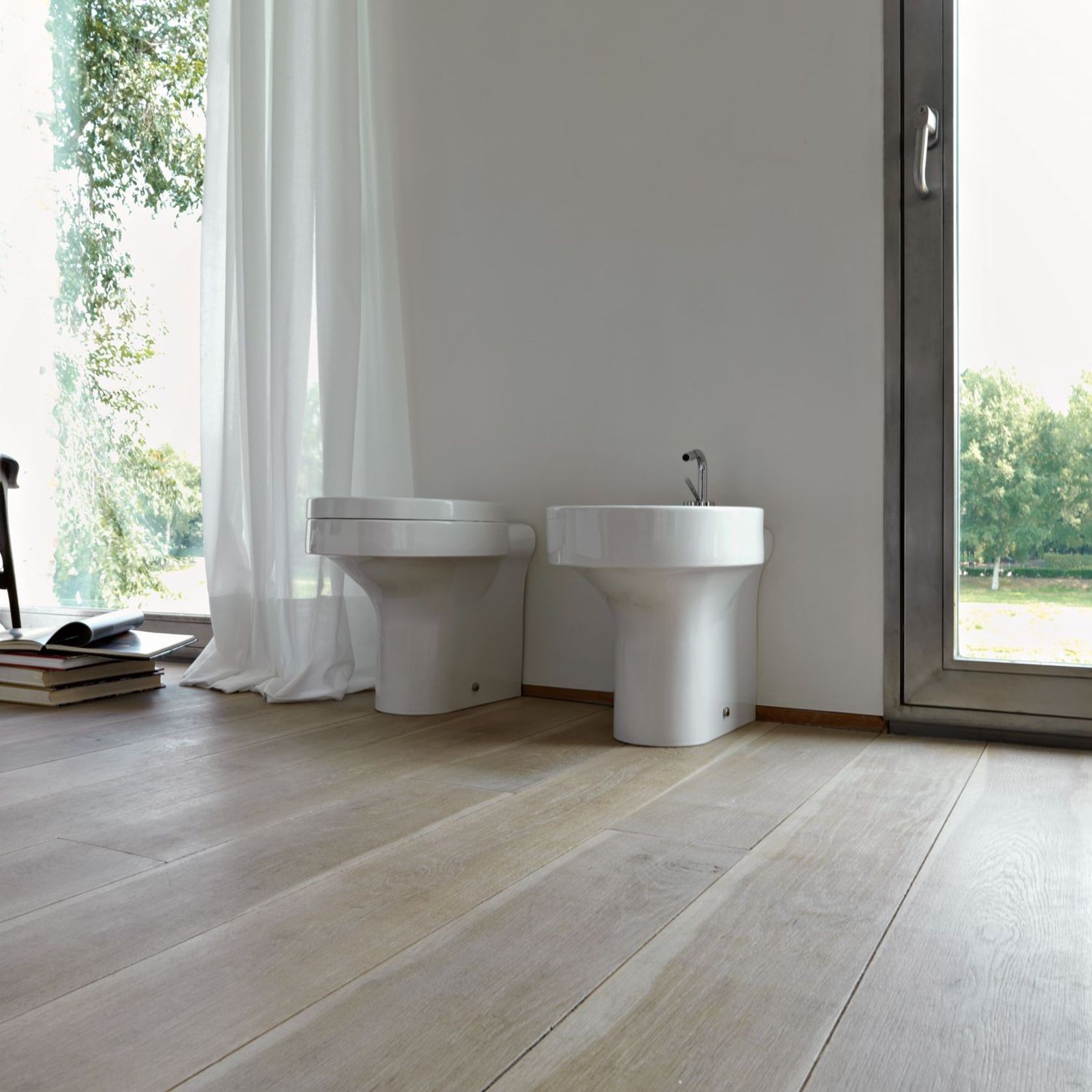 Cento Oval Toilet and Bidet by Kerasan gallery detail image