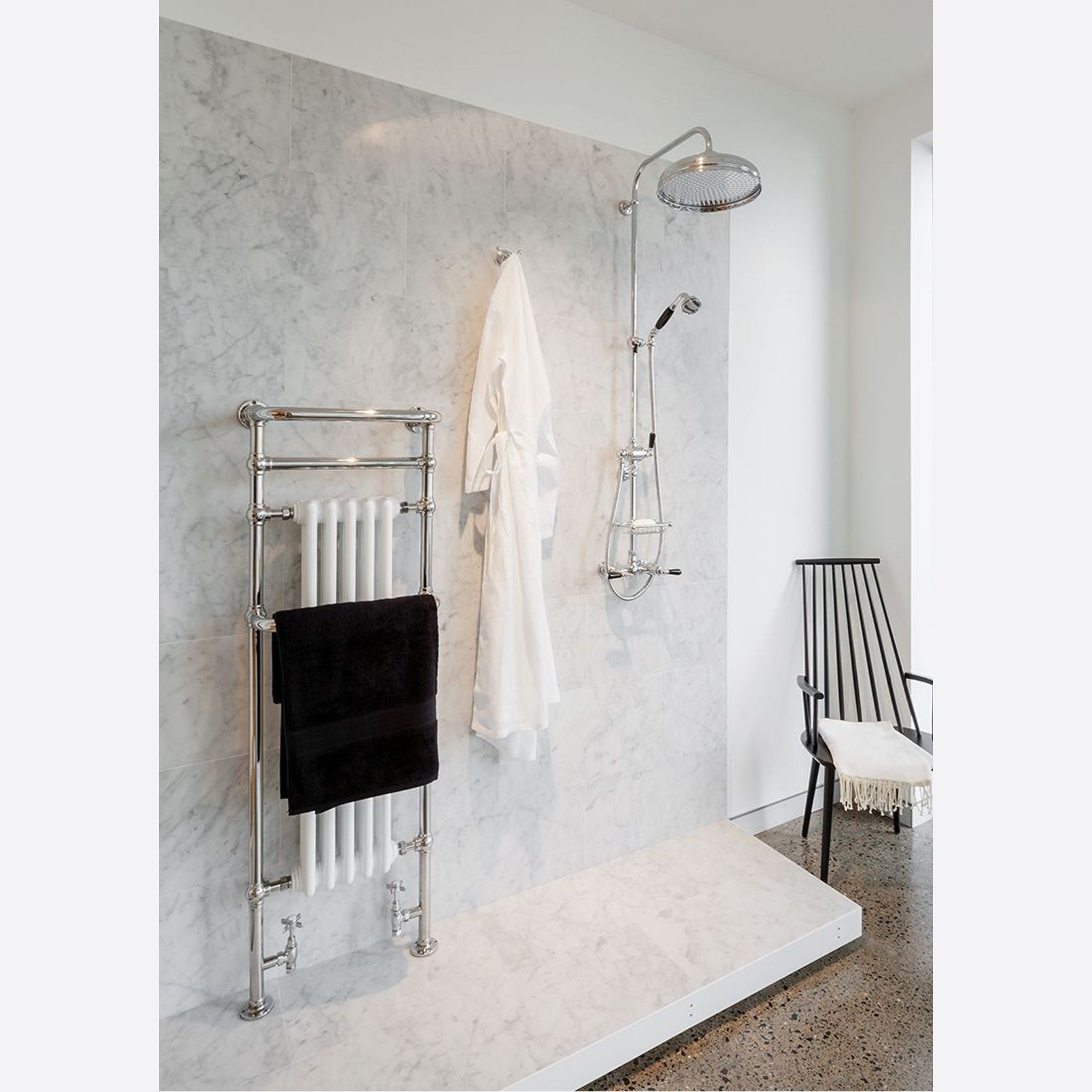 Perrin & Rowe Showers with Black Porcelain gallery detail image