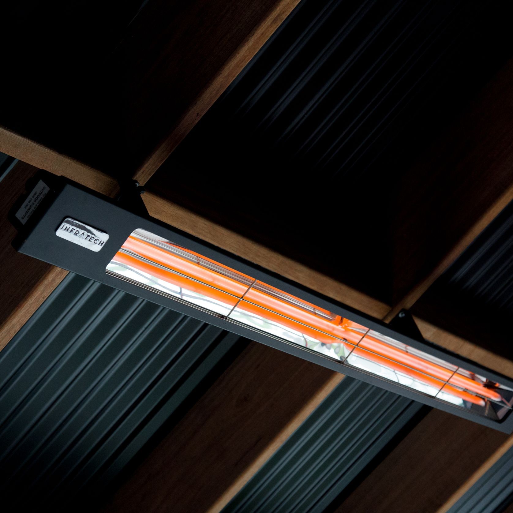 SL40 Heater Black by Infratech gallery detail image