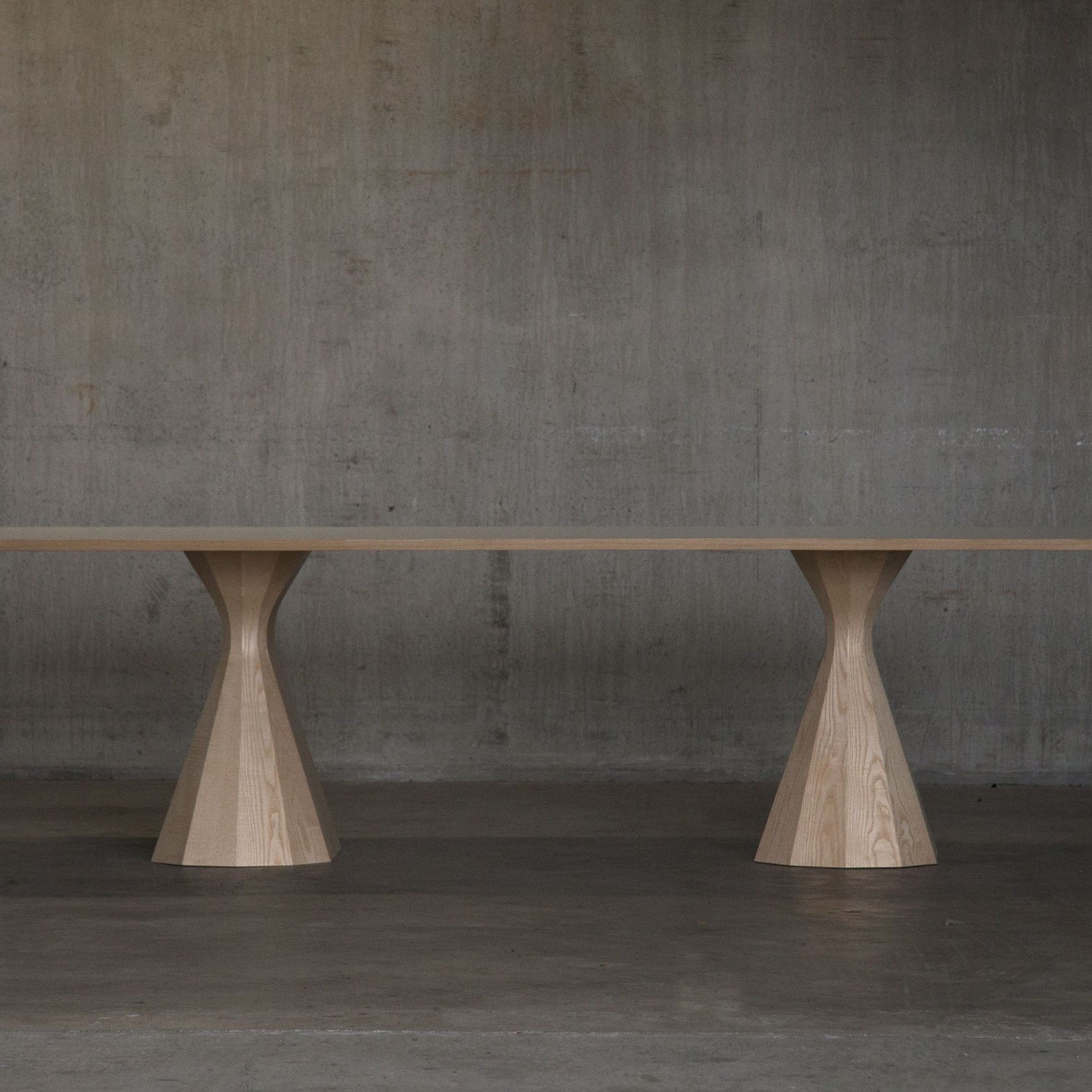 Ballerina Table gallery detail image