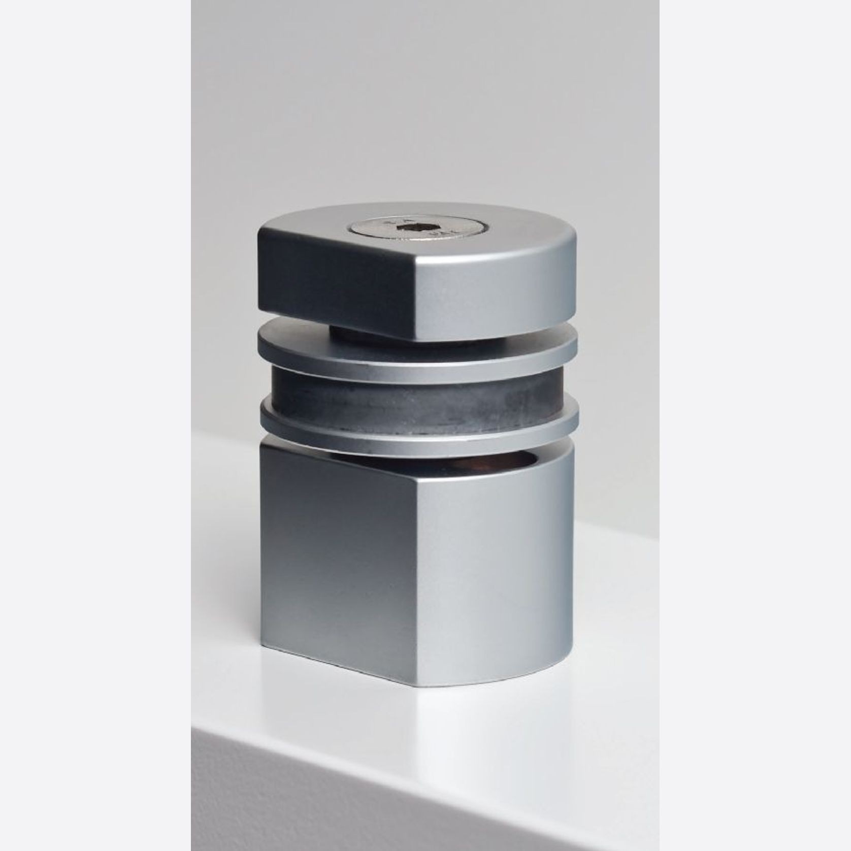 HB710 Round Magnetic Floor Mount Doorstop gallery detail image
