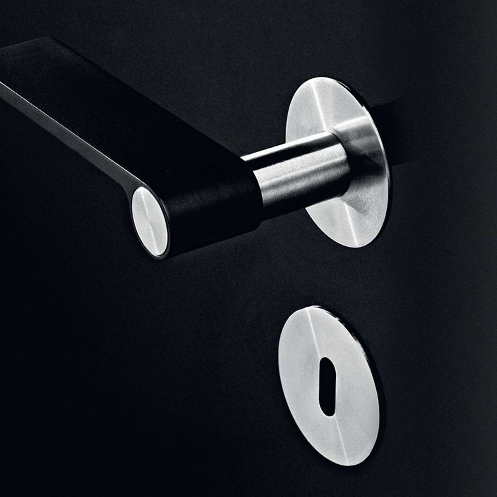 'Outline Black' Lever Handle on Standard Rose gallery detail image